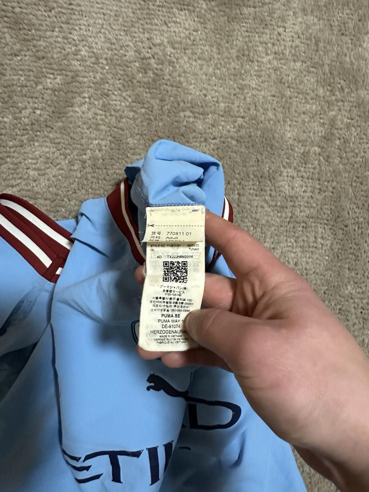 Puma Foden Match Worn Puma 22/23 Manchester City Home Jersey sz m Size US M / EU 48-50 / 2 - 7 Thumbnail