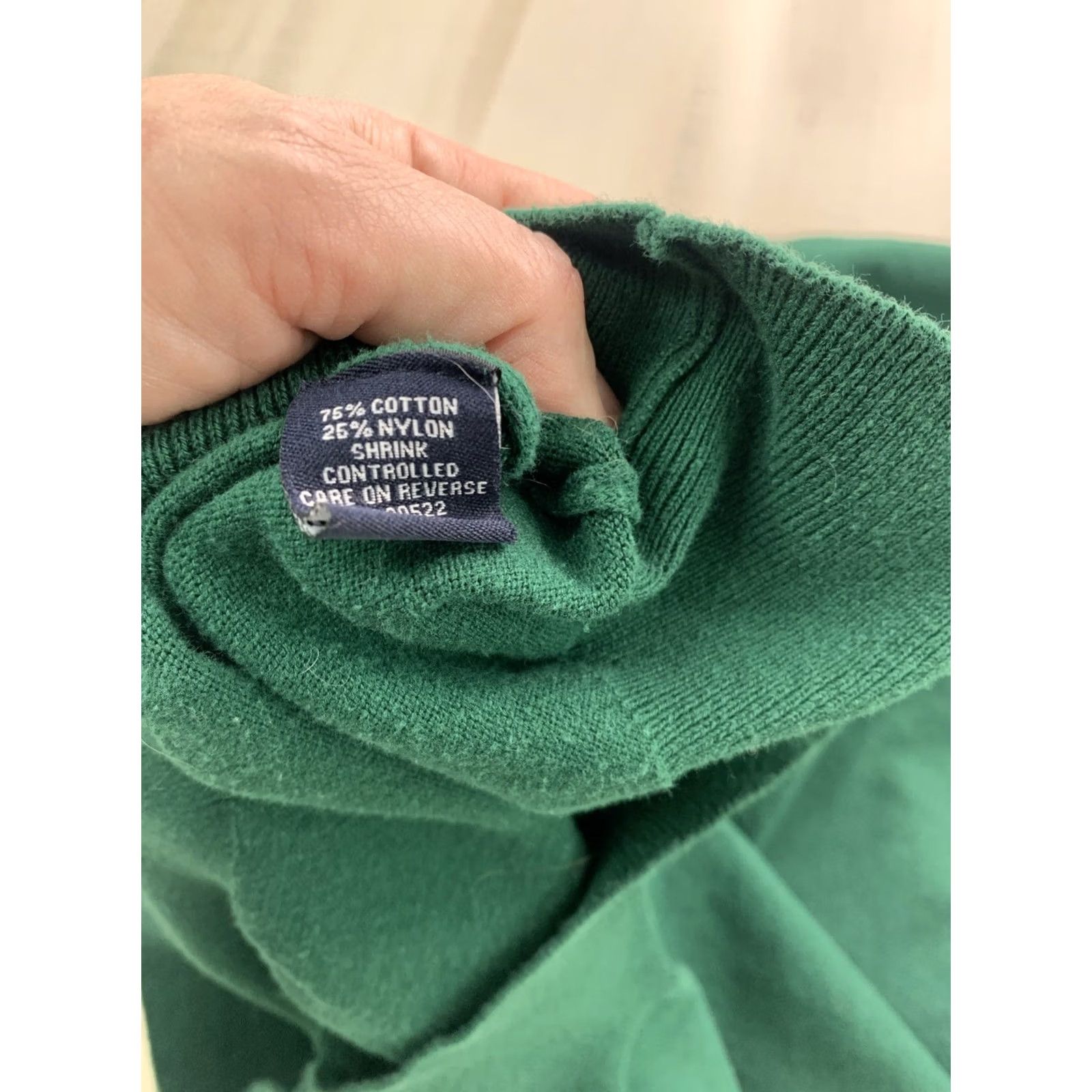 Vintage VINTAGE Vesi Sportswear Green Knit V-Neck Sweater Vest Men Large Embroidered 90s University Golf Casualeth Size US L / EU 52-54 / 3 - 7 Thumbnail