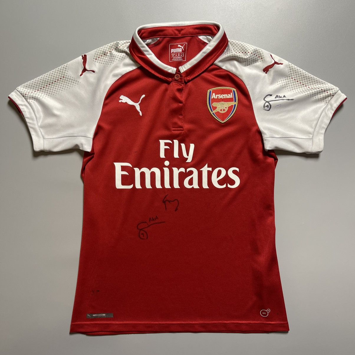 Puma WOMENS ARSENAL PUMA 2017/2018 FOOTBALL HOME JERSEY Size S / US 4 / IT 40 - 1 Thumbnail