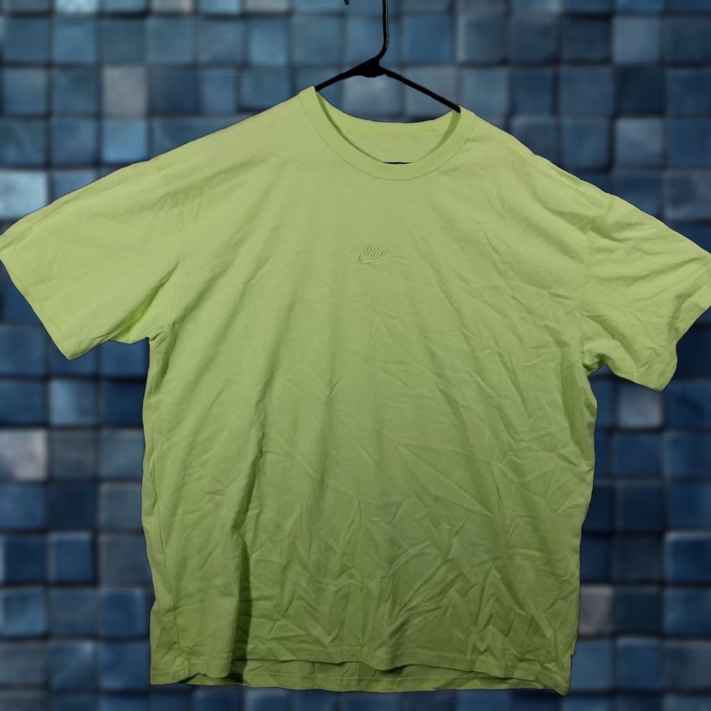 Nike Nike Sportswear Casual T-Shirt Men XL Green Short Sleeve Crew Neck Logo Cotton All Seasons Size US XL / EU 56 / 4 - 1 Thumbnail