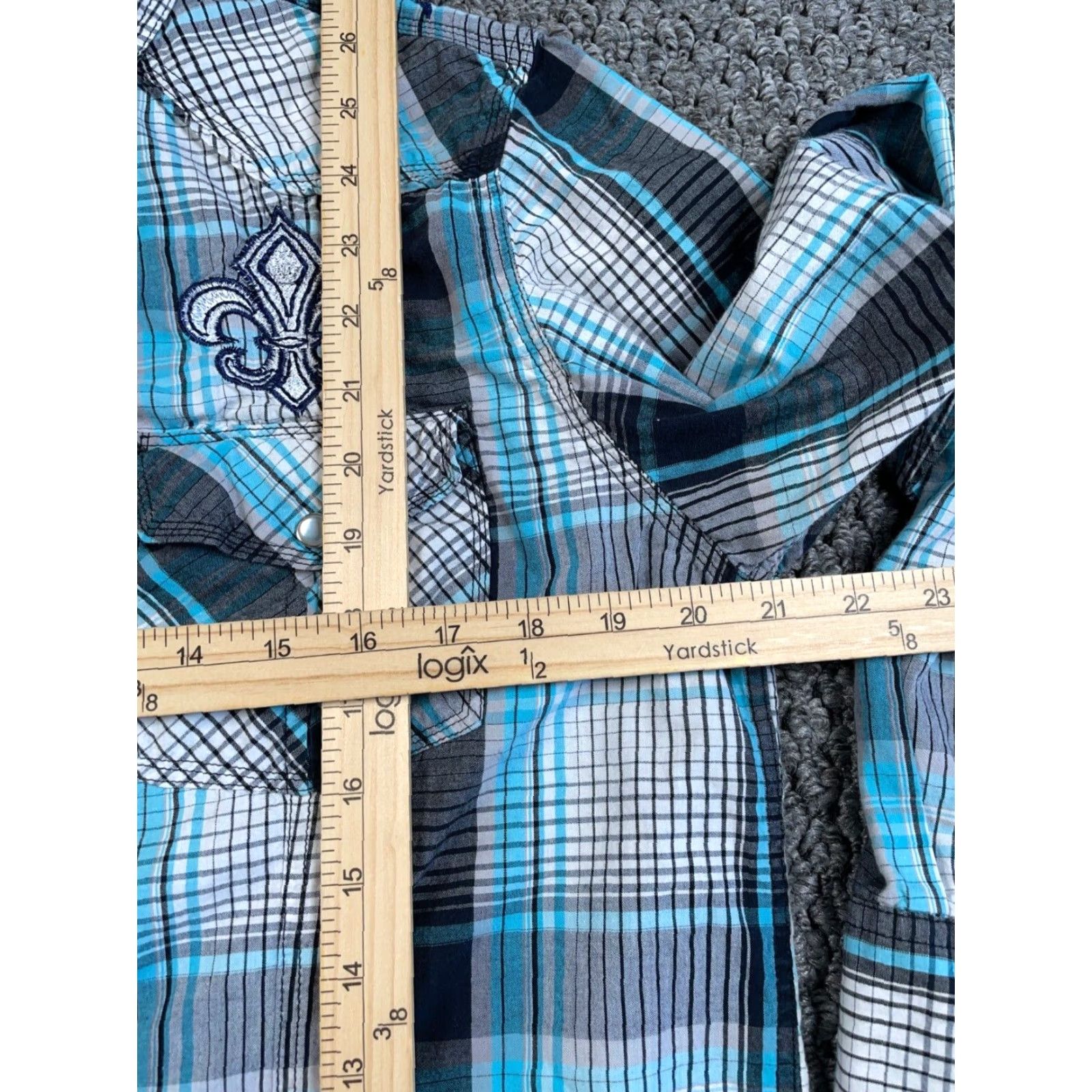 Affliction VINTAGE Red Snap Western Shirt Mens M Blue Plaid Tribal Snap Shirt Mens M Blue Plaid Tribal Western Grunge Hip Hop Retro Casual Men Size US M / EU 48-50 / 2 - 6 Thumbnail
