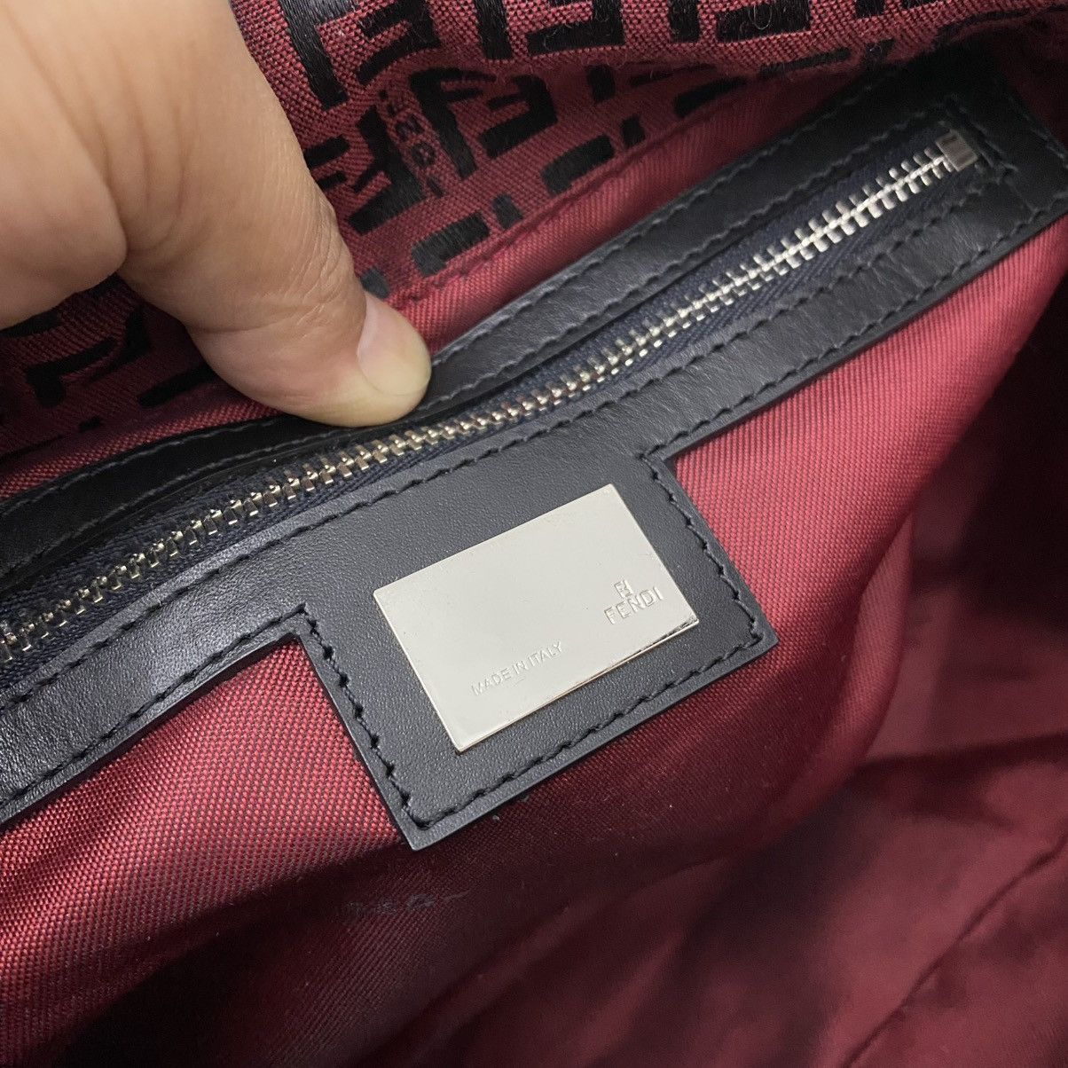 Fendi ‼️LASTDROP‼️ AUTHENTIC FENDI MAMMA ZUCCHINO SHOULDER BAG Size ONE SIZE - 15 Thumbnail