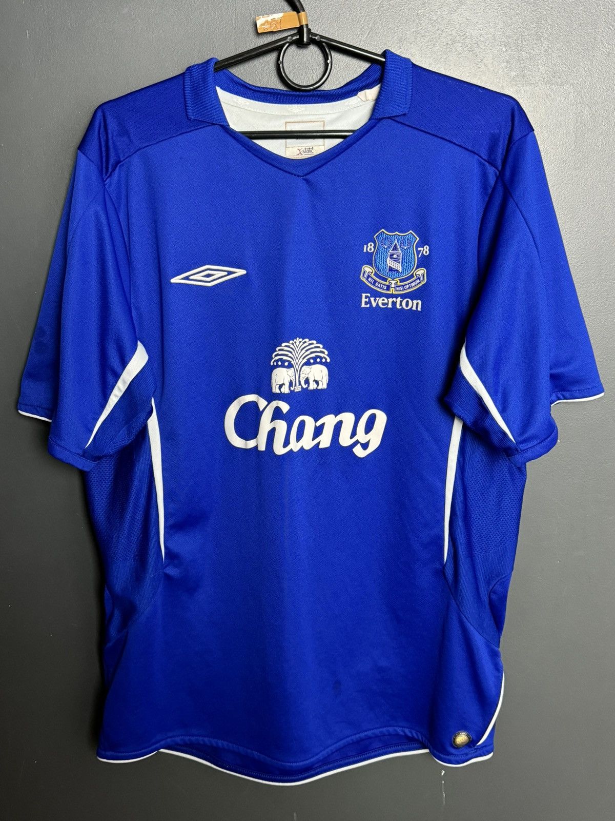 Umbro Everton 05/06 Home Football Jersey Size US L / EU 52-54 / 3 - 1 Thumbnail