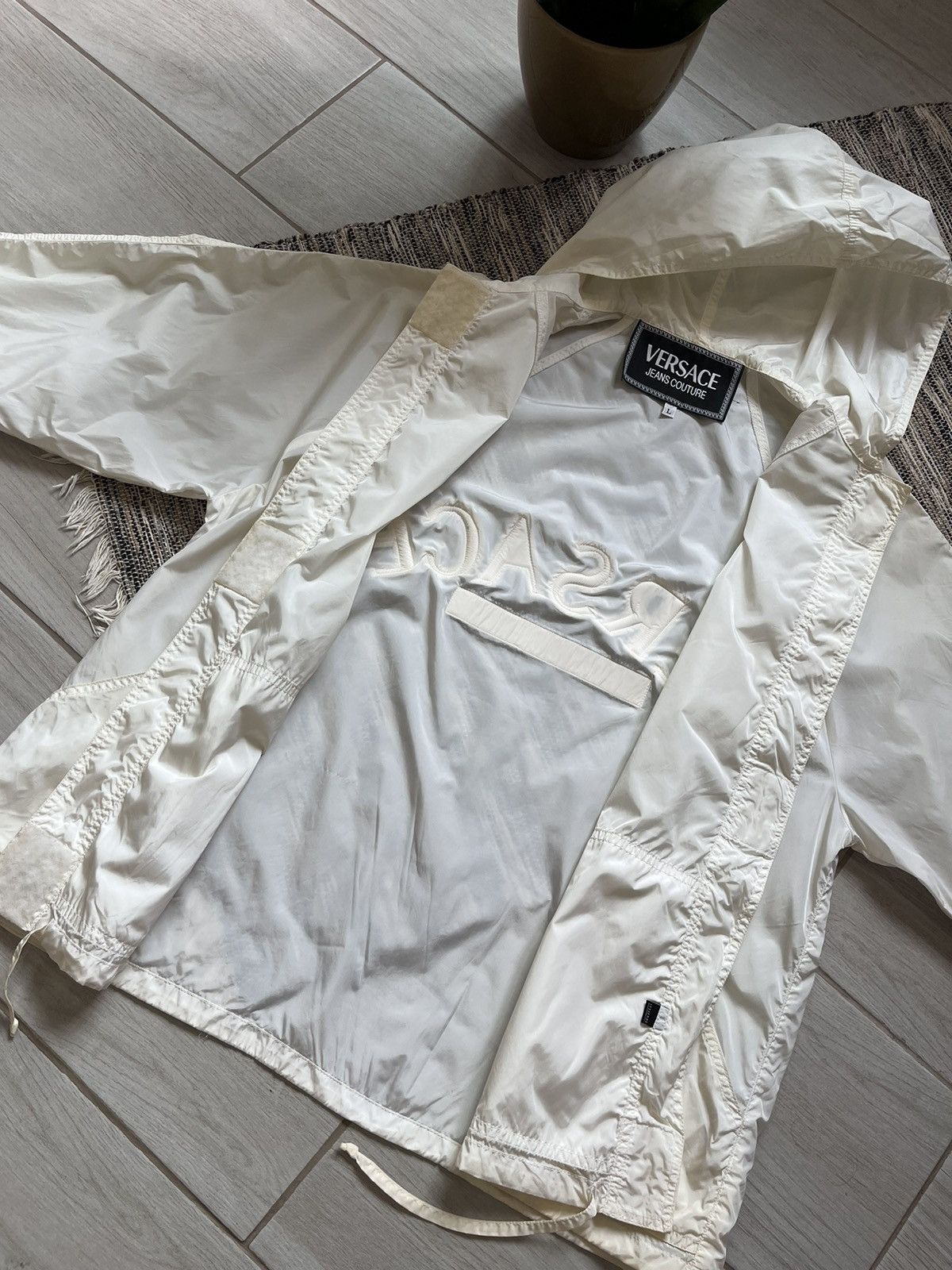 Versace Jeans Couture × Vintage Vintage Versace jeans couture windbreaker raincoat jacket Size US L / EU 52-54 / 3 - 17 Thumbnail