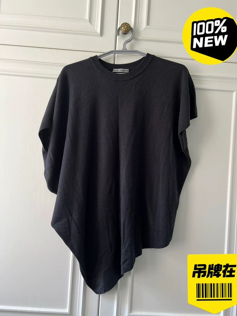 Issey Miyake Issey Miyake size:2 Charcoal grey pleated coat Size M / US 6-8 / IT 42-44 - 1 Thumbnail
