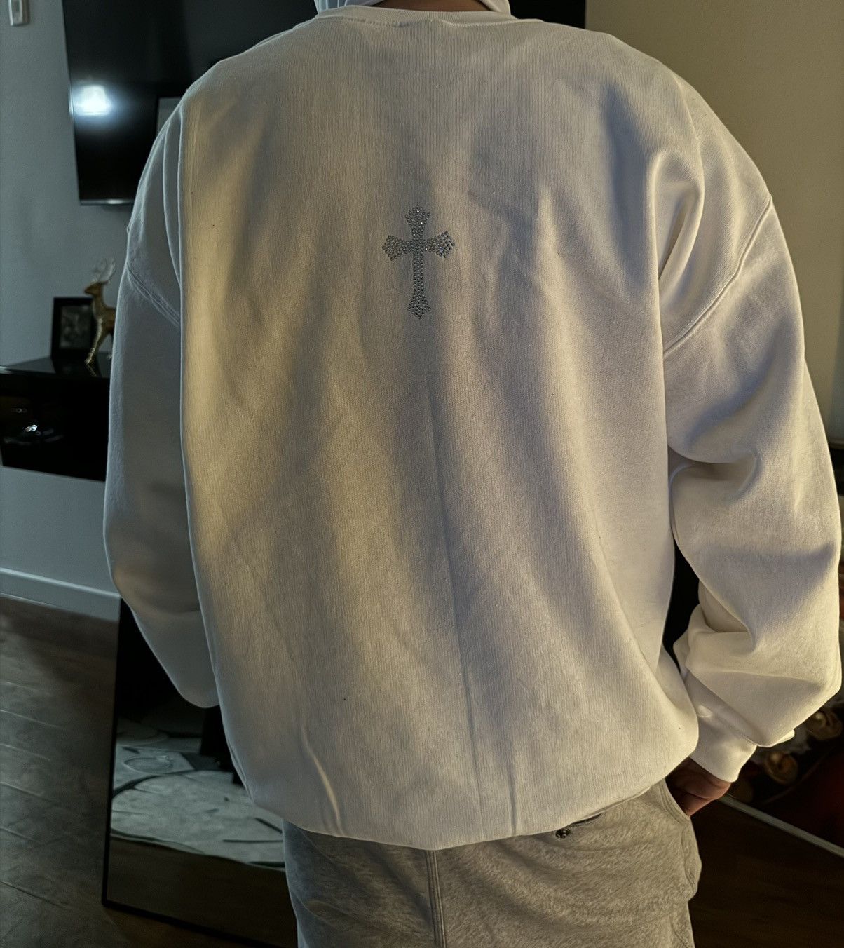 Vintage Rhinestones Crosses Crewshirt Crewneck Sweatshirt Size US S / EU 44-46 / 1 - 3 Thumbnail