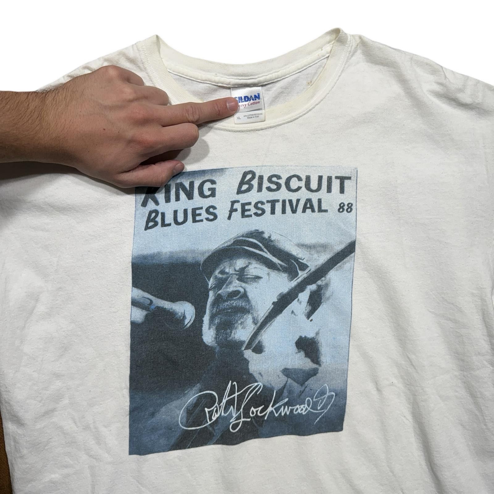 Gildan Vintage King Biscuit Blues Festival Robert Lockwood Jr. Tee Size US XL / EU 56 / 4 - 3 Thumbnail