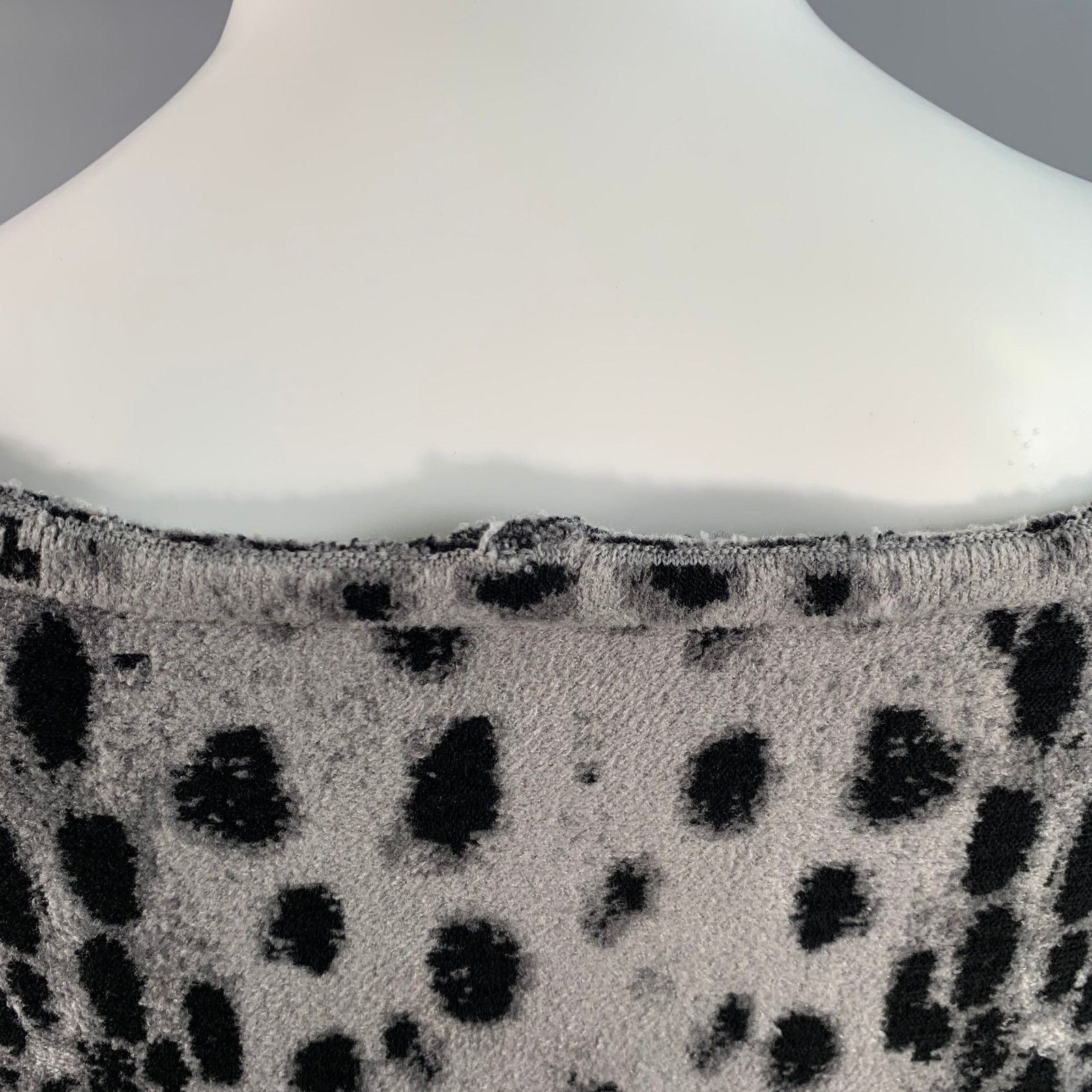 Alaia ALAIA Size 8 Grey Black Viscose Blend Animal Print Sweater Size M / US 6-8 / IT 42-44 - 5 Thumbnail