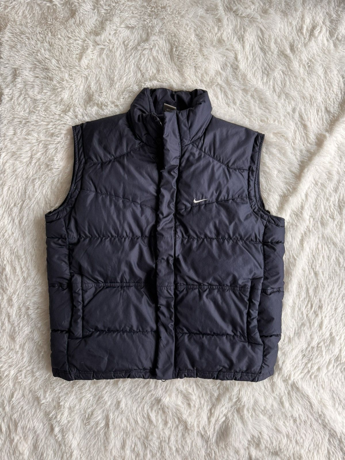 image of Nike Vintage Puffer Down Basic Swoosh Oversize Vest in Navy, Men's (Size Large)