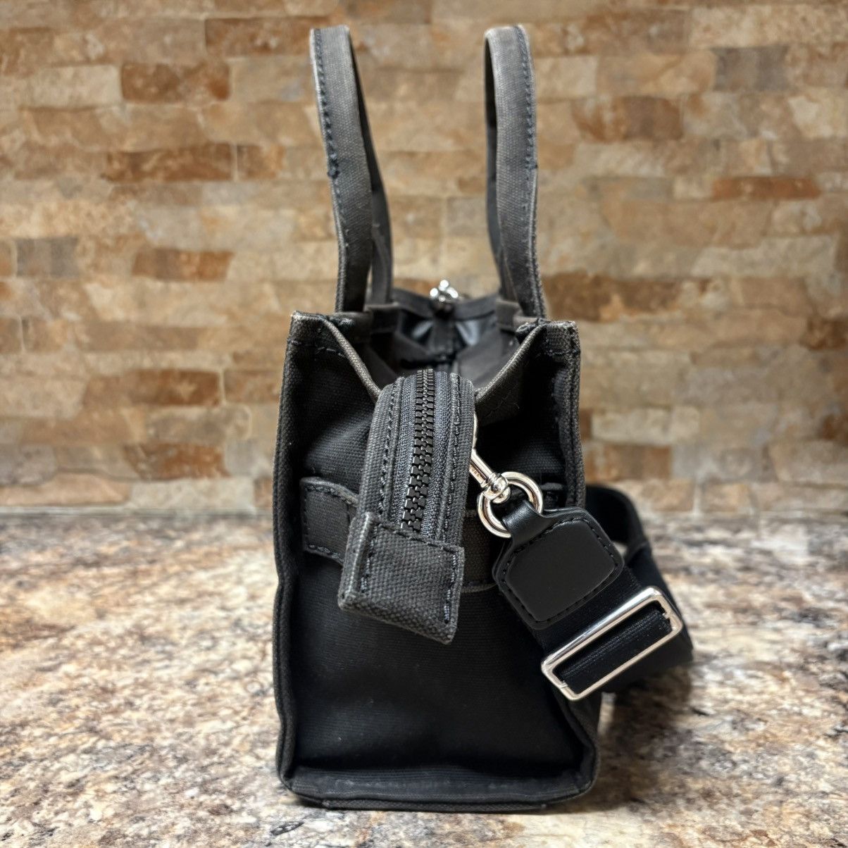 Marc Jacobs Marc Jacobs The Tote Bag Canvas in Washed Black Size ONE SIZE - 5 Thumbnail