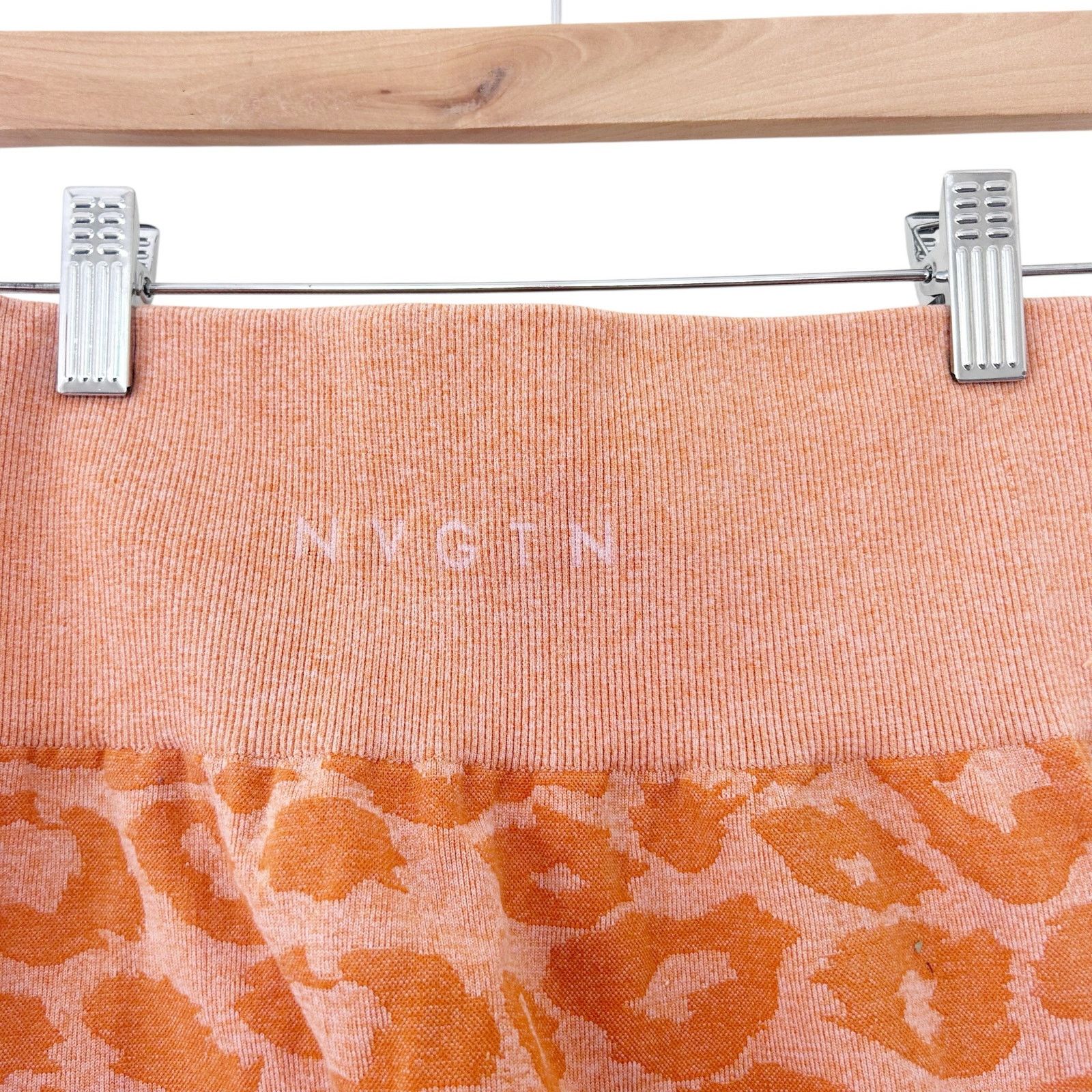 Other NVGTN Orange Leopard Print Seamless Leggings Sz S Size 27" / US 4 / IT 40 - 3 Thumbnail