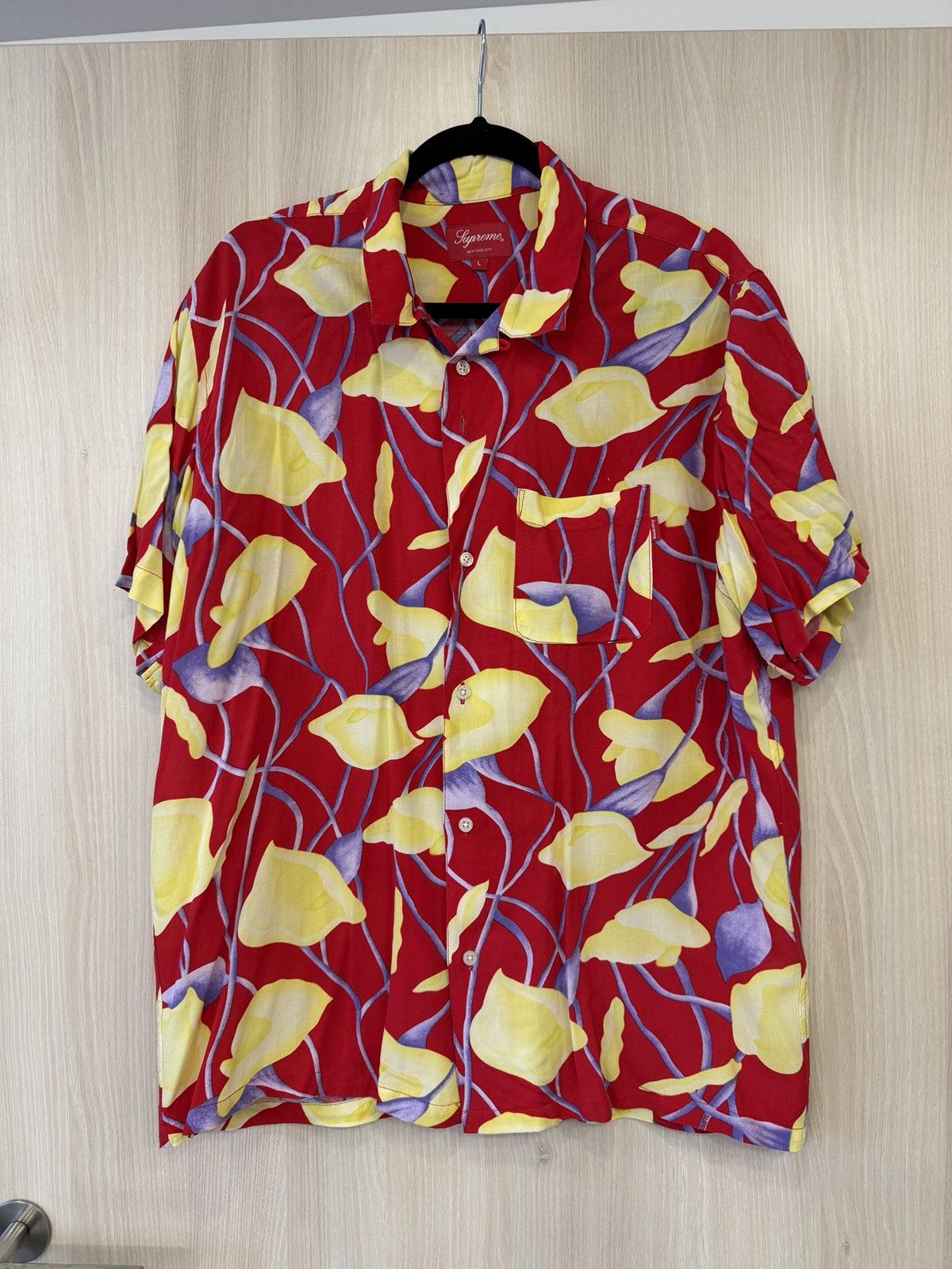 Supreme Supreme Lily Rayon Shirt Size Large Size US L / EU 52-54 / 3 - 1 Thumbnail