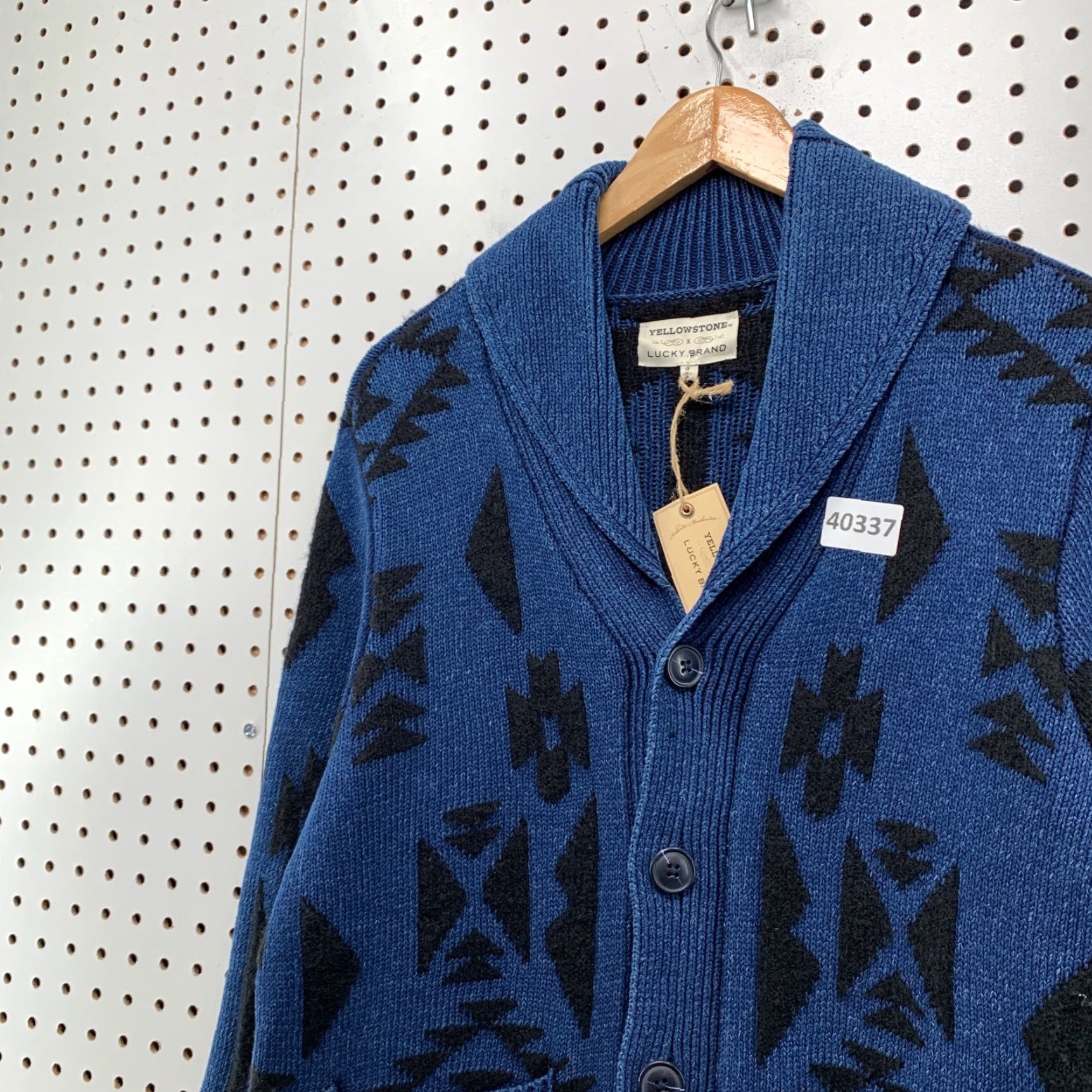 Lucky Brand VINTAGE Lucky Brand Aztec Knit Cardigan Sweater Mens Small Blue Geometric 90s Size US S / EU 44-46 / 1 - 7 Thumbnail