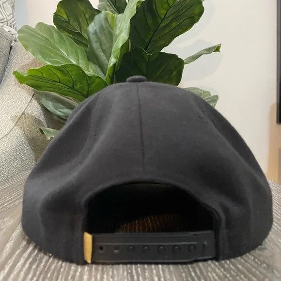 October's Very Own Rare OVO Hat🦉 Size ONE SIZE - 6 Thumbnail