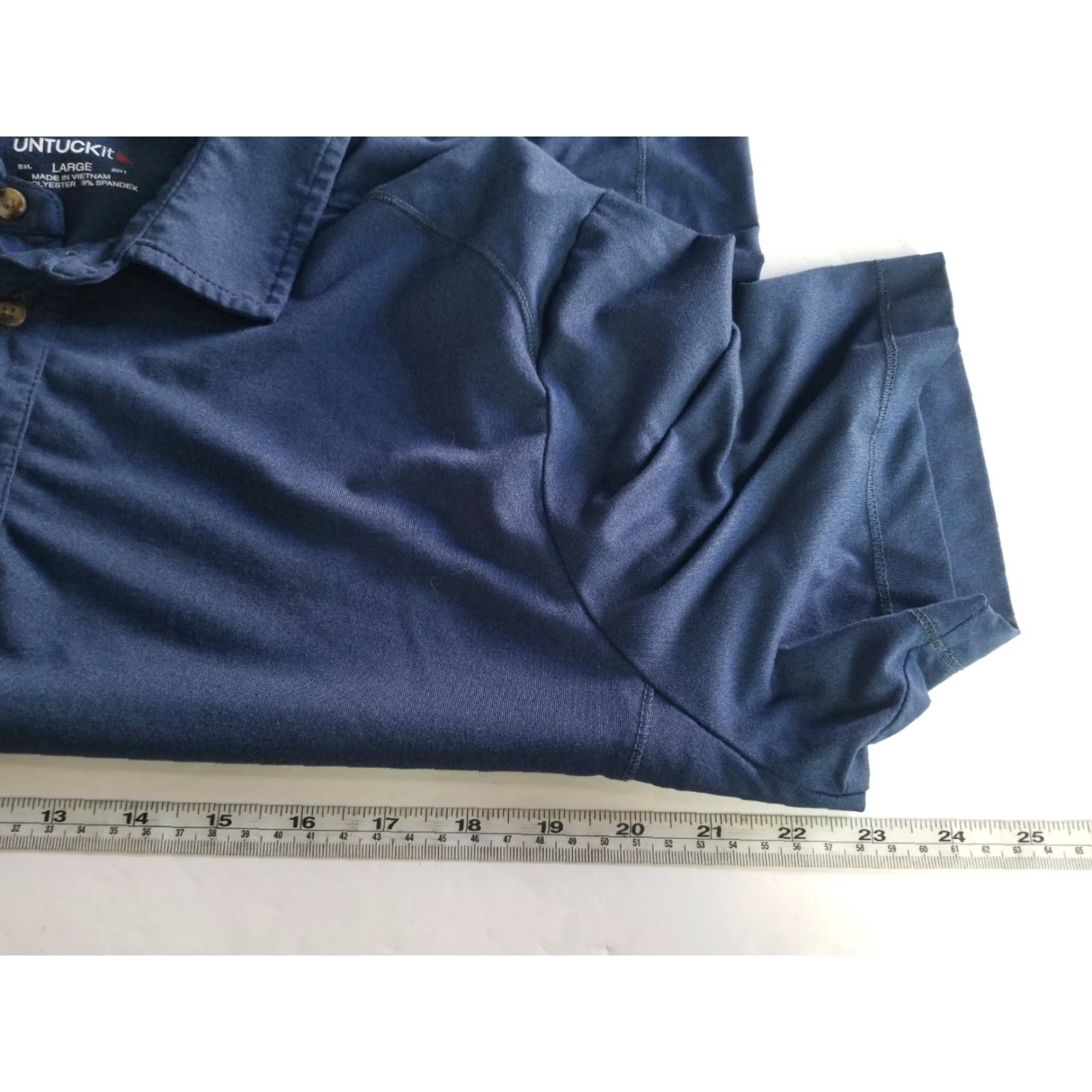 UNTUCKit UNTUCKit Men's Blue Polo Shirt L Regular Short Sleeve Collared Button Casual Golf Polyester Spandex 46 Chest 28 Shirt Length 28 in Size US L / EU 52-54 / 3 - 4 Thumbnail