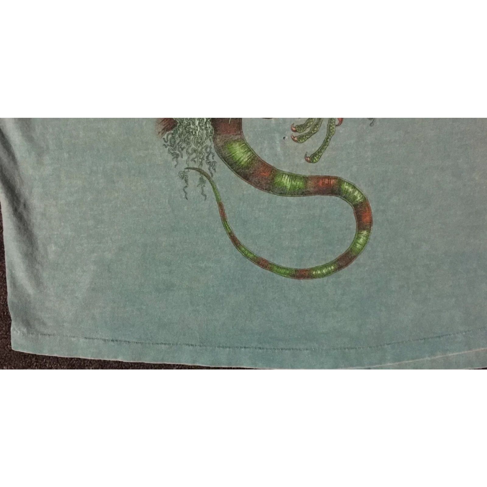 Vintage VINTAGE Iguana T-Shirt XL Green Boxy Men Regular Single Stitch 90s Distressed All Over Print Beach Grunge Animals Art Nature USA Animated Lizard Size US XL / EU 56 / 4 - 7 Thumbnail