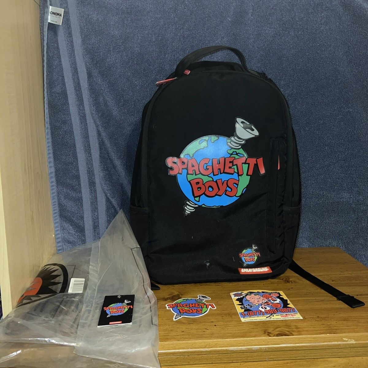Spaghetti Boys × Sprayground Spaghetti boys spray ground screw the world bag Size ONE SIZE - 1 Thumbnail