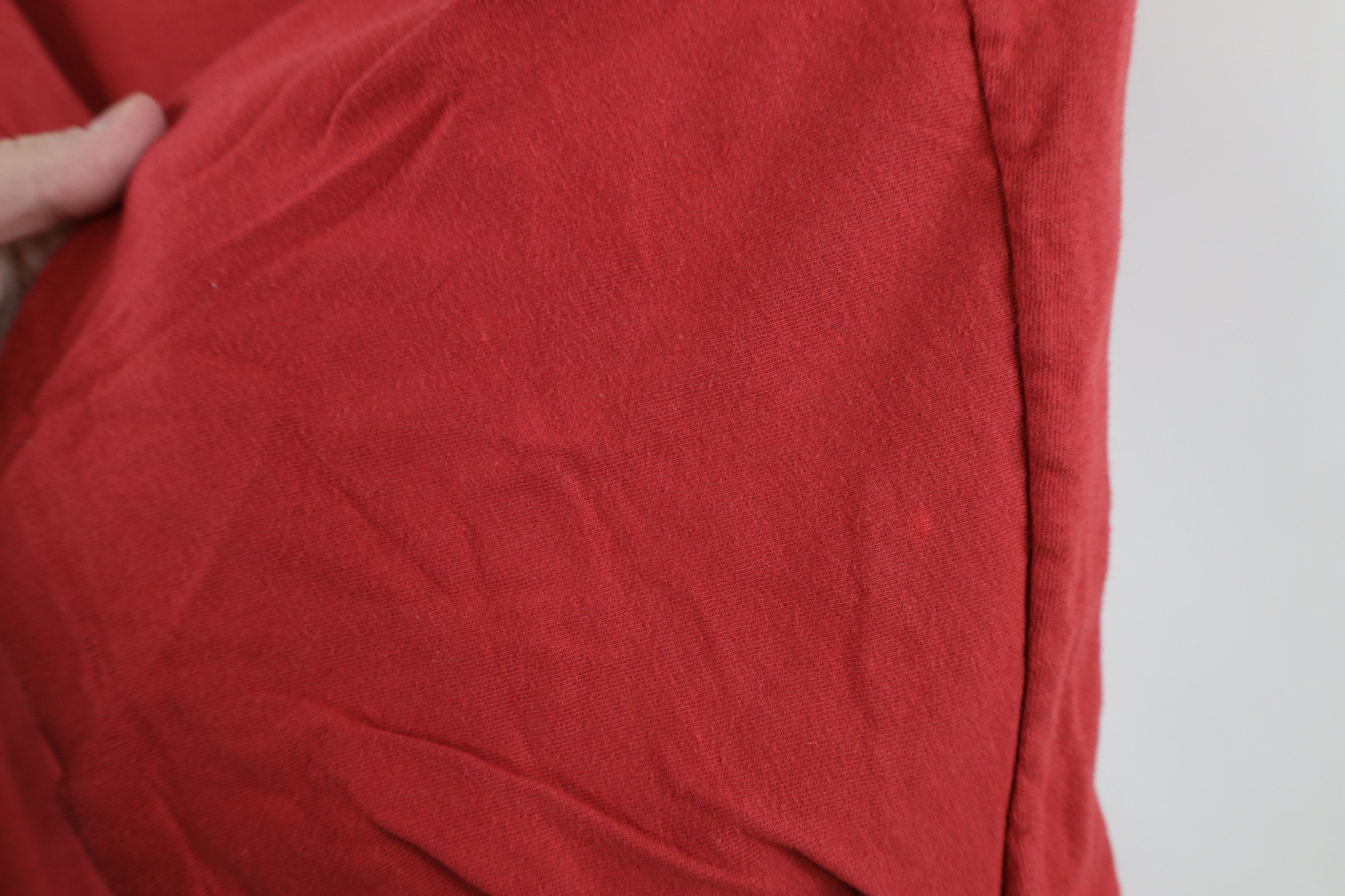 Gap × Vintage Vintage 90s Gap Short Sleeve V-Neck T-Shirt Red Cotton USA Size US M / EU 48-50 / 2 - 8 Thumbnail
