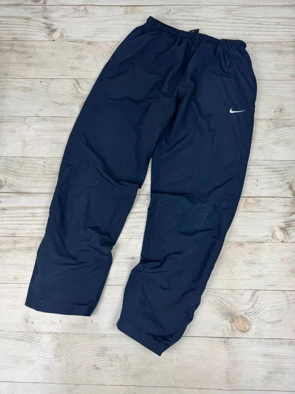 Nike Vintage Nike Track Pants 00s Swoosh Nylon Y2K Size US 34 / EU 50 - 5 Thumbnail