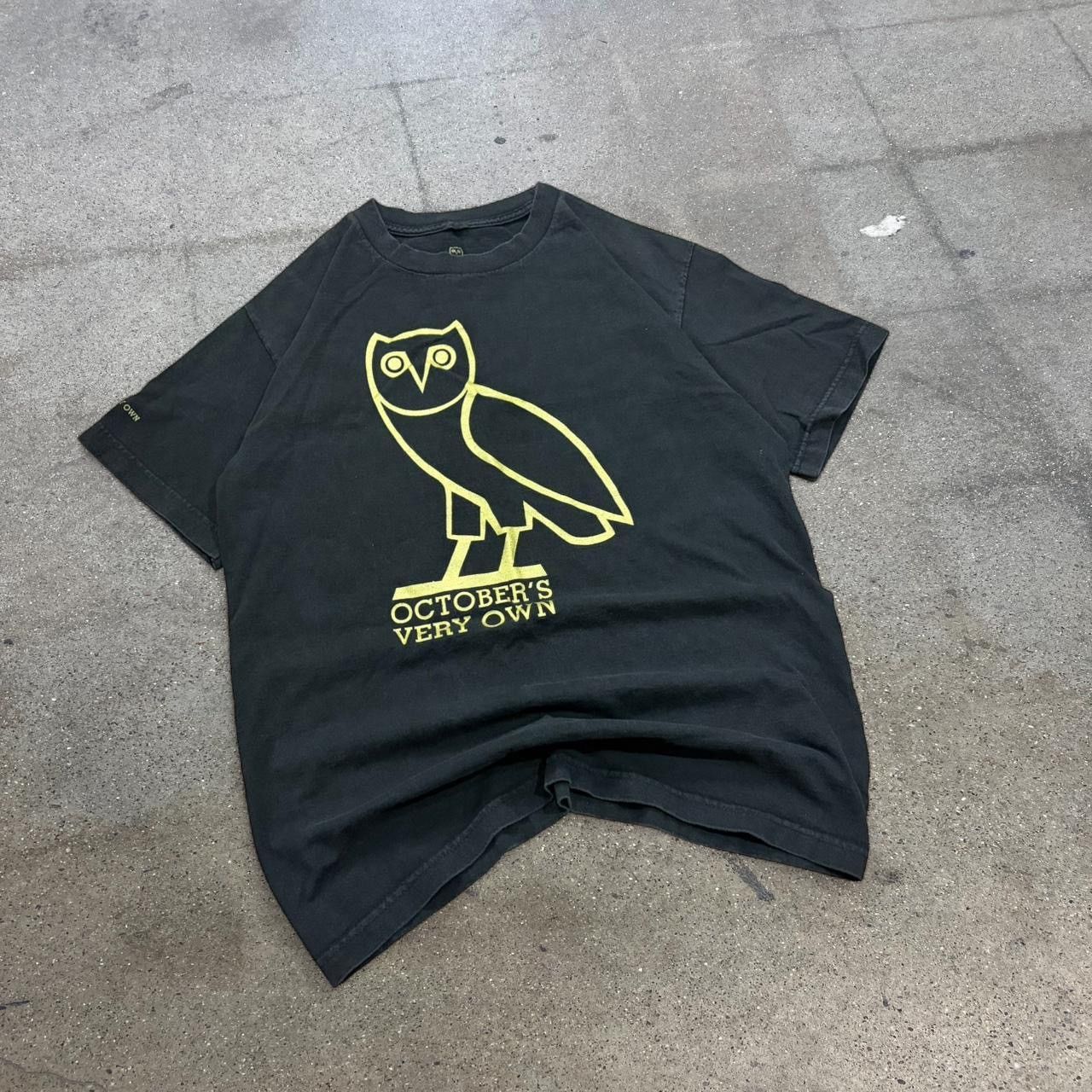 October's Very Own OVO Black and Gold Owl Drake Black shirt size medium Size US M / EU 48-50 / 2 - 1 Thumbnail