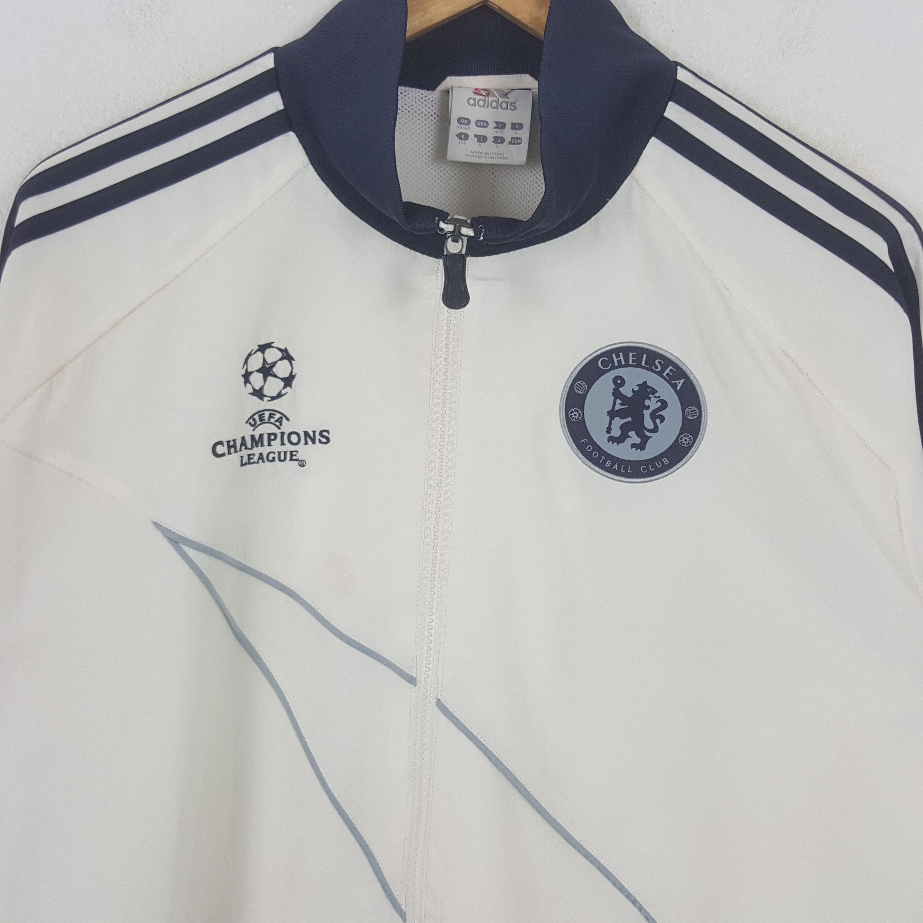 Adidas Vintage Adidas Chelsea UEFA Champion League Jacket RR8 Size US M / EU 48-50 / 2 - 2 Thumbnail