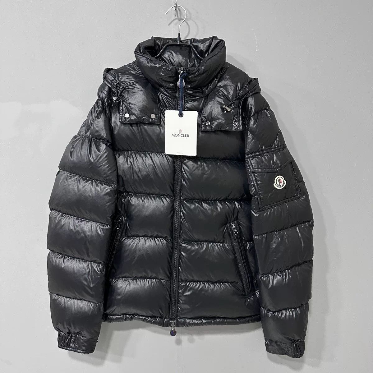 Moncler Moncler black maya down jacket Size US M / EU 48-50 / 2 - 1 Thumbnail