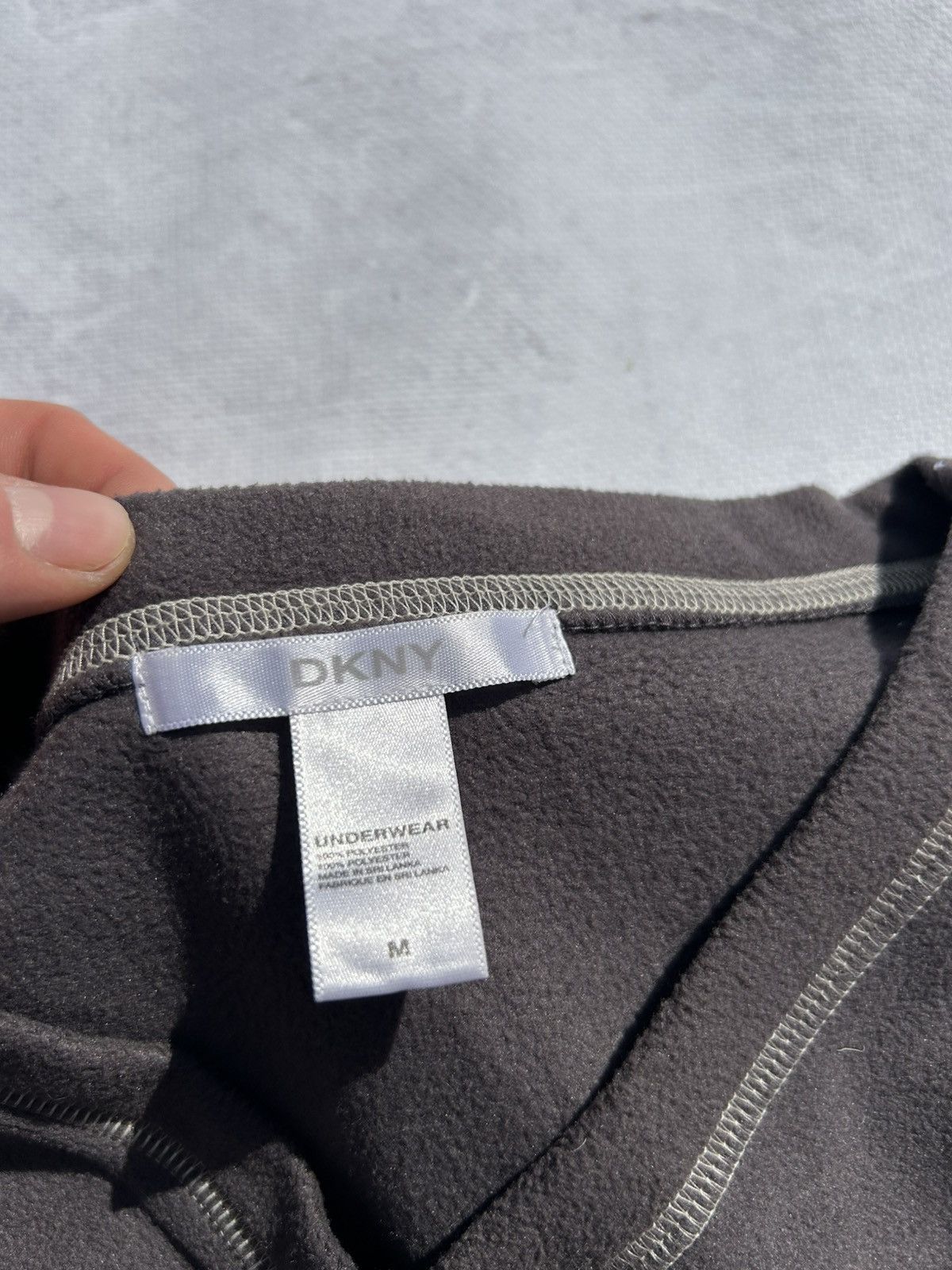 DKNY DKNY Donna Karan New York V-Neck Jumper Sweater Women Size M Size M / US 6-8 / IT 42-44 - 7 Thumbnail