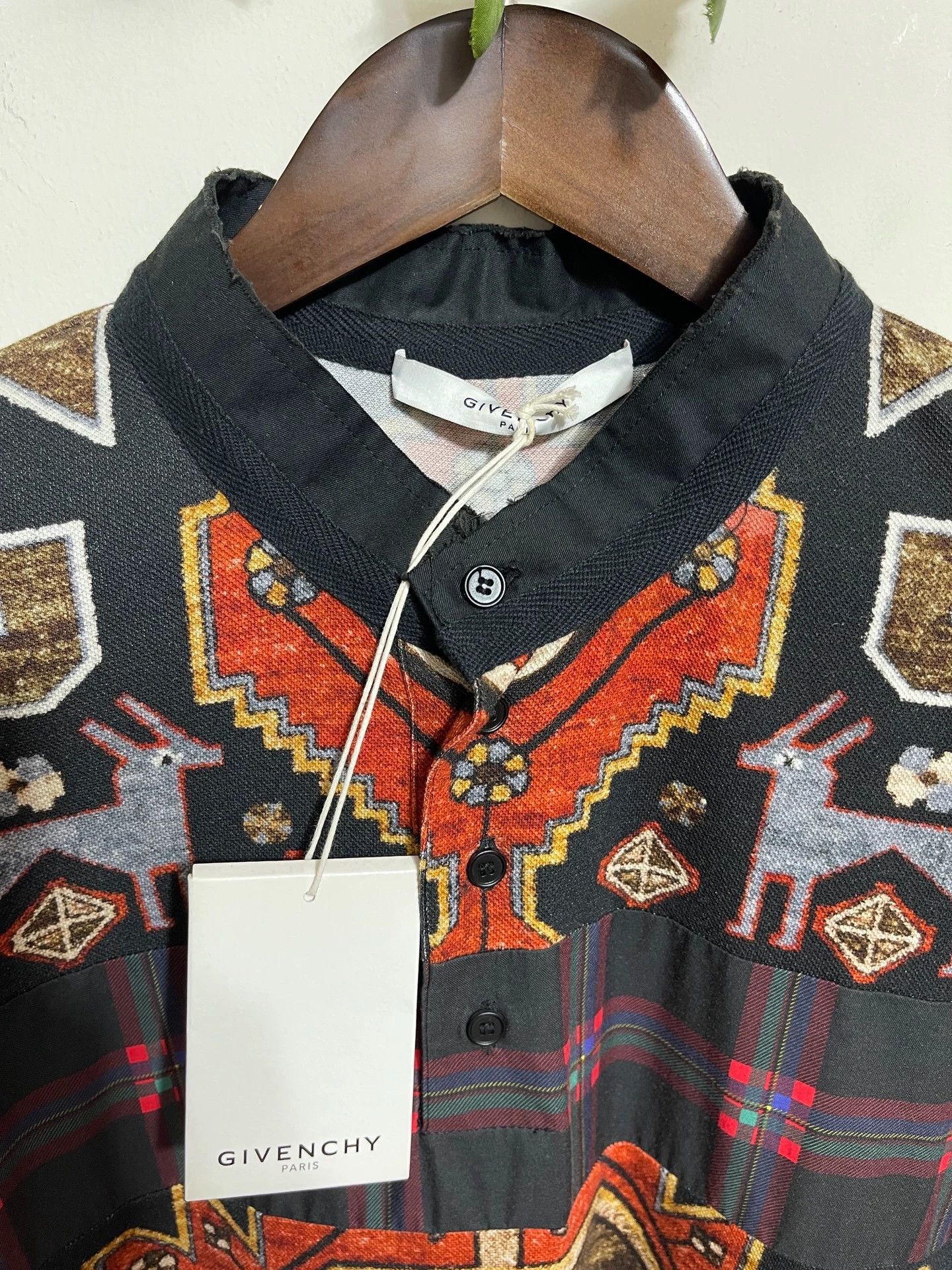 Givenchy Givenchy Bohemian Slim Distressed Multi-Fab LS Shirt M Size US M / EU 48-50 / 2 - 3 Thumbnail