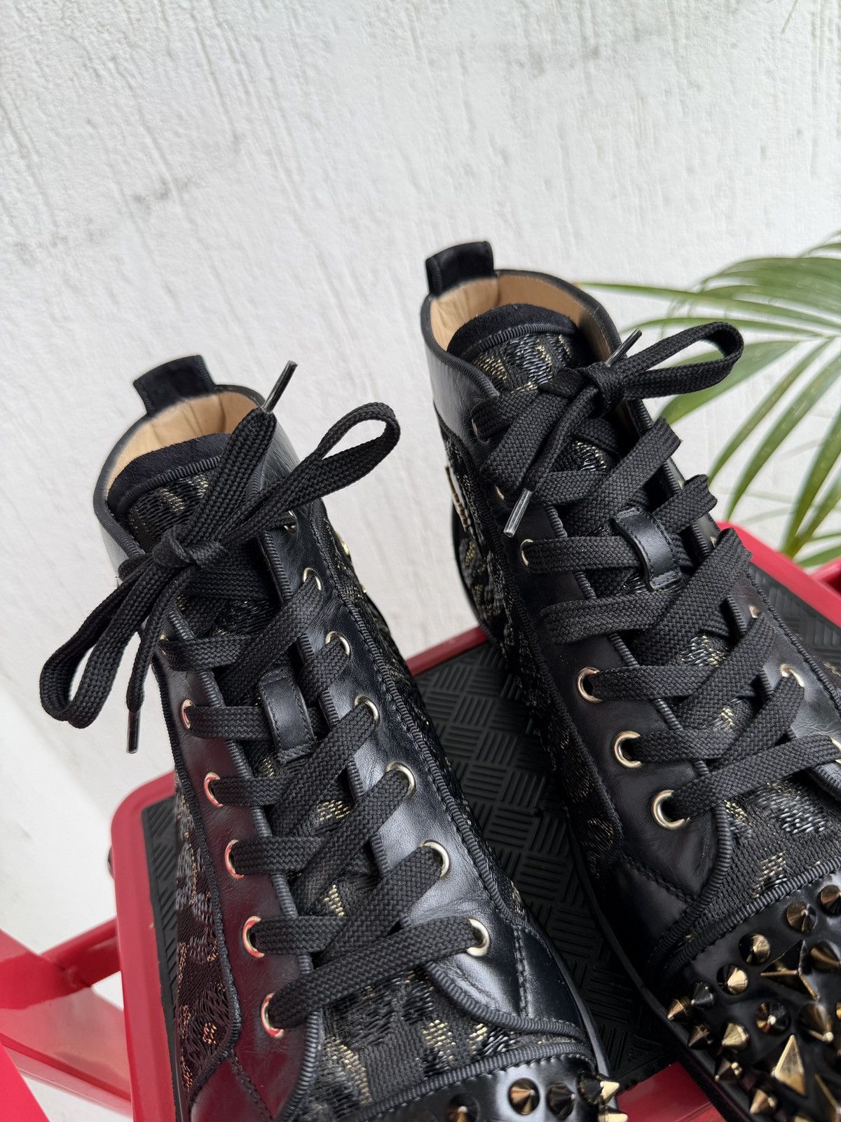 Christian Louboutin louis spike juniour sneakers Size US 9 / EU 42 - 9 Thumbnail