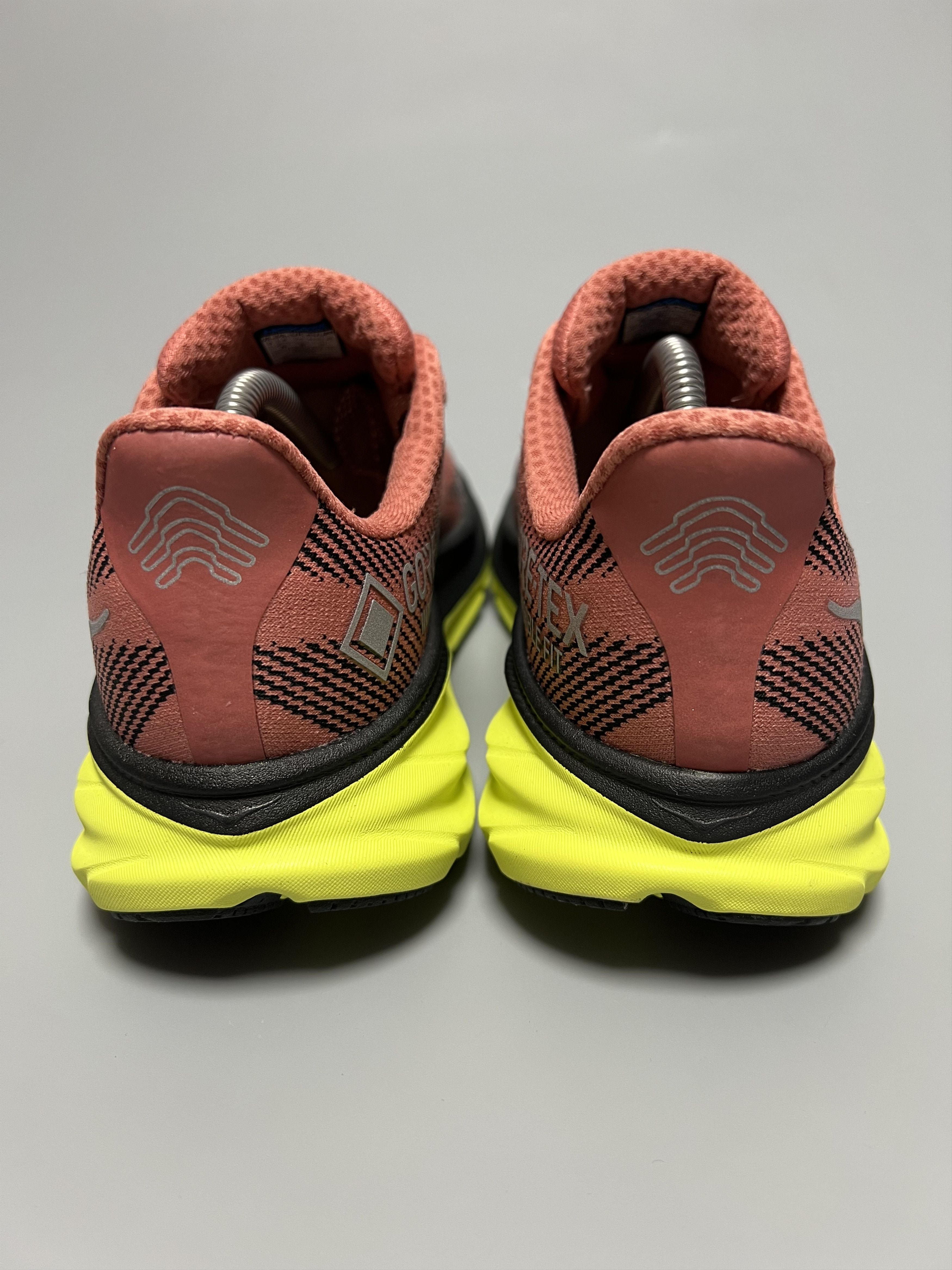 Hoka Hoka One One Clifton 9 GTX TS Gore-Tex Running Shoes Size US 8 / EU 41 - 4 Thumbnail