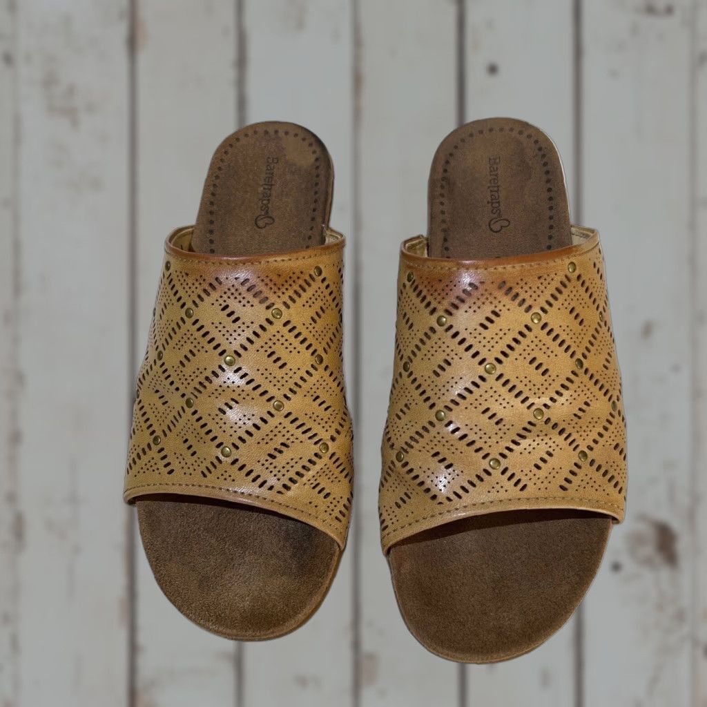Vintage Baretraps Brown Sandals Women's 9.5 Slip On Small Heel Shoes Laser Cut Faux Leather