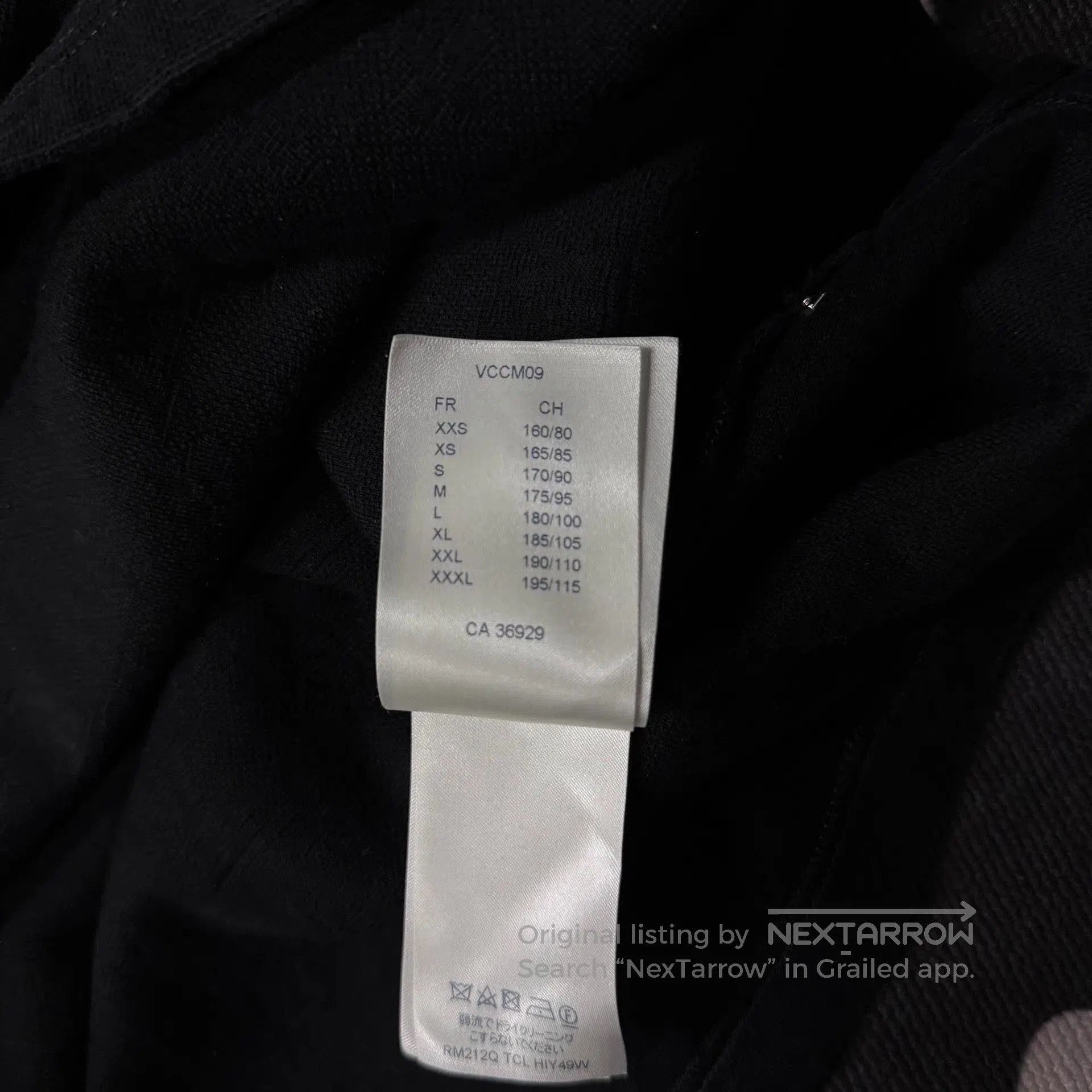Louis Vuitton Black Short Sleeve T. Size US S / EU 44-46 / 1 - 5 Thumbnail