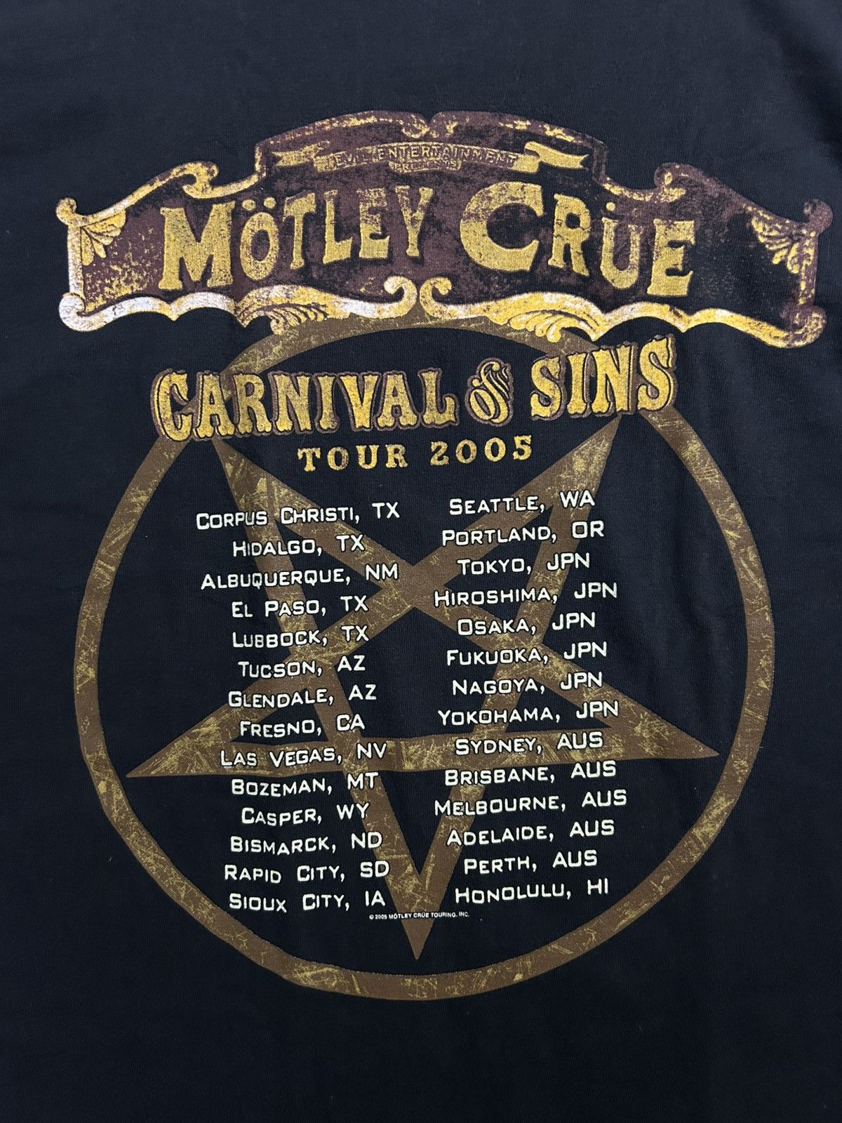 Band Tees × Vintage Vintage motley crue carnival sins 2005 tour Size US L / EU 52-54 / 3 - 5 Thumbnail