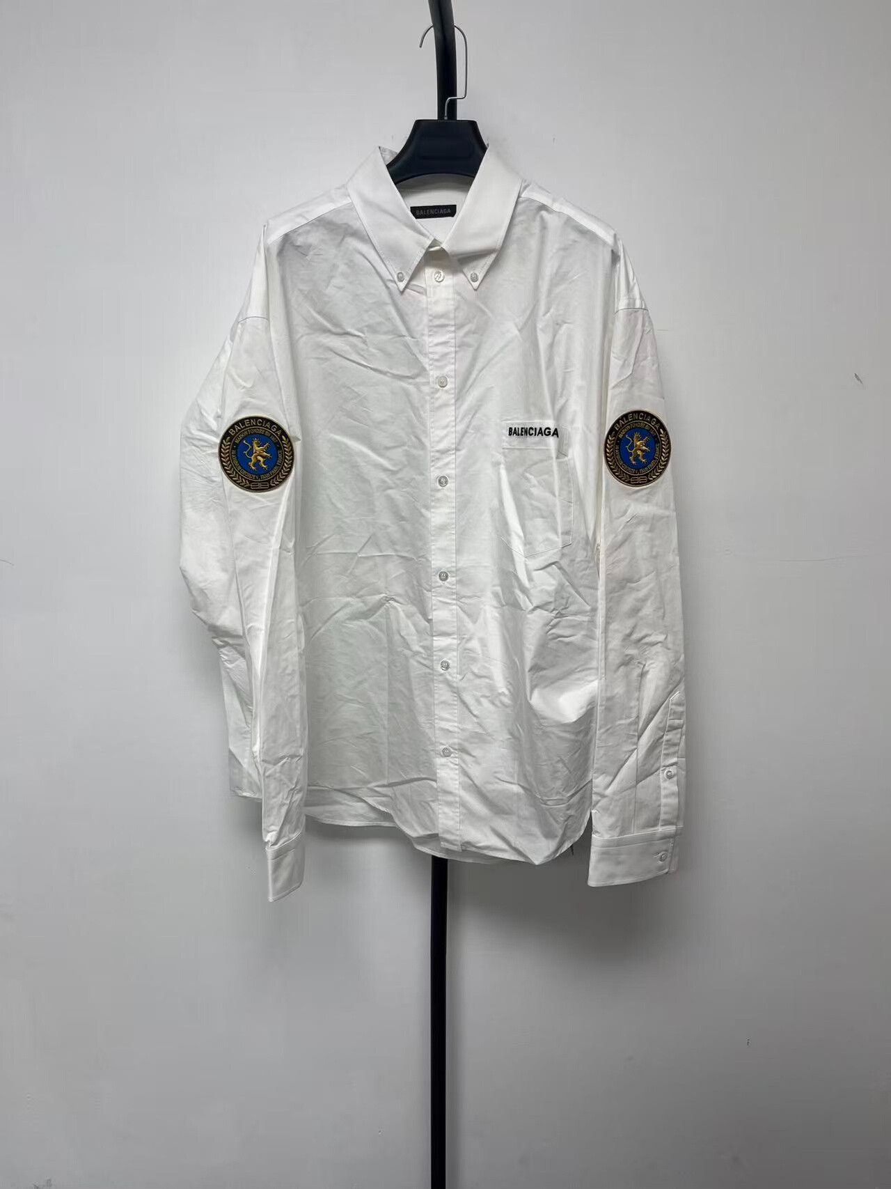 Balenciaga balenciaga logo loose long sleeve shirt Size US M / EU 48-50 / 2 - 1 Thumbnail