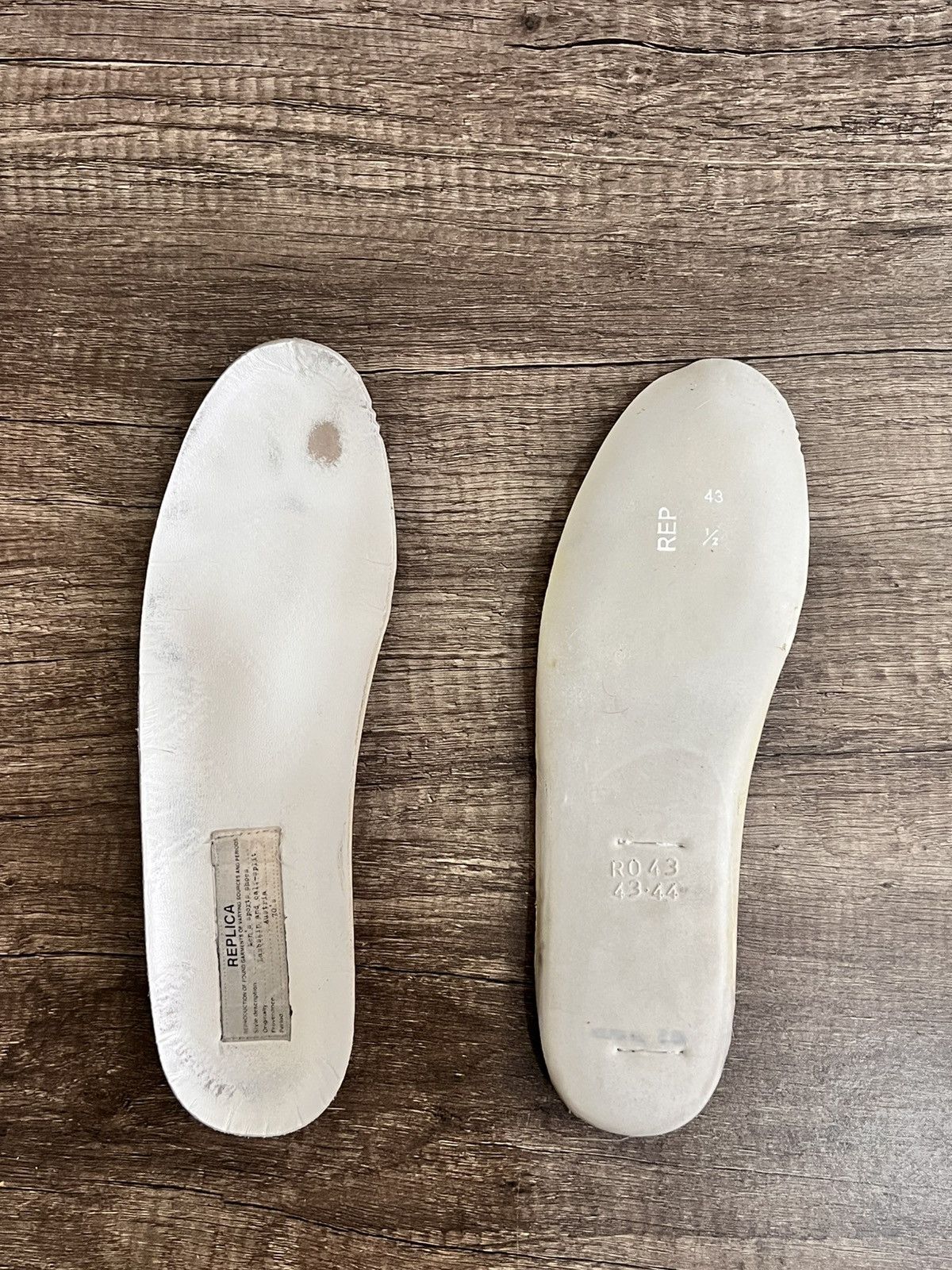 Maison Margiela Paint Splatter Gats White/Blue Size US 10.5 / EU 43-44 - 12 Thumbnail