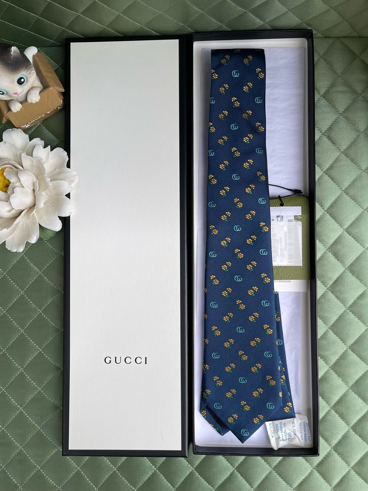 Silk blue print tie