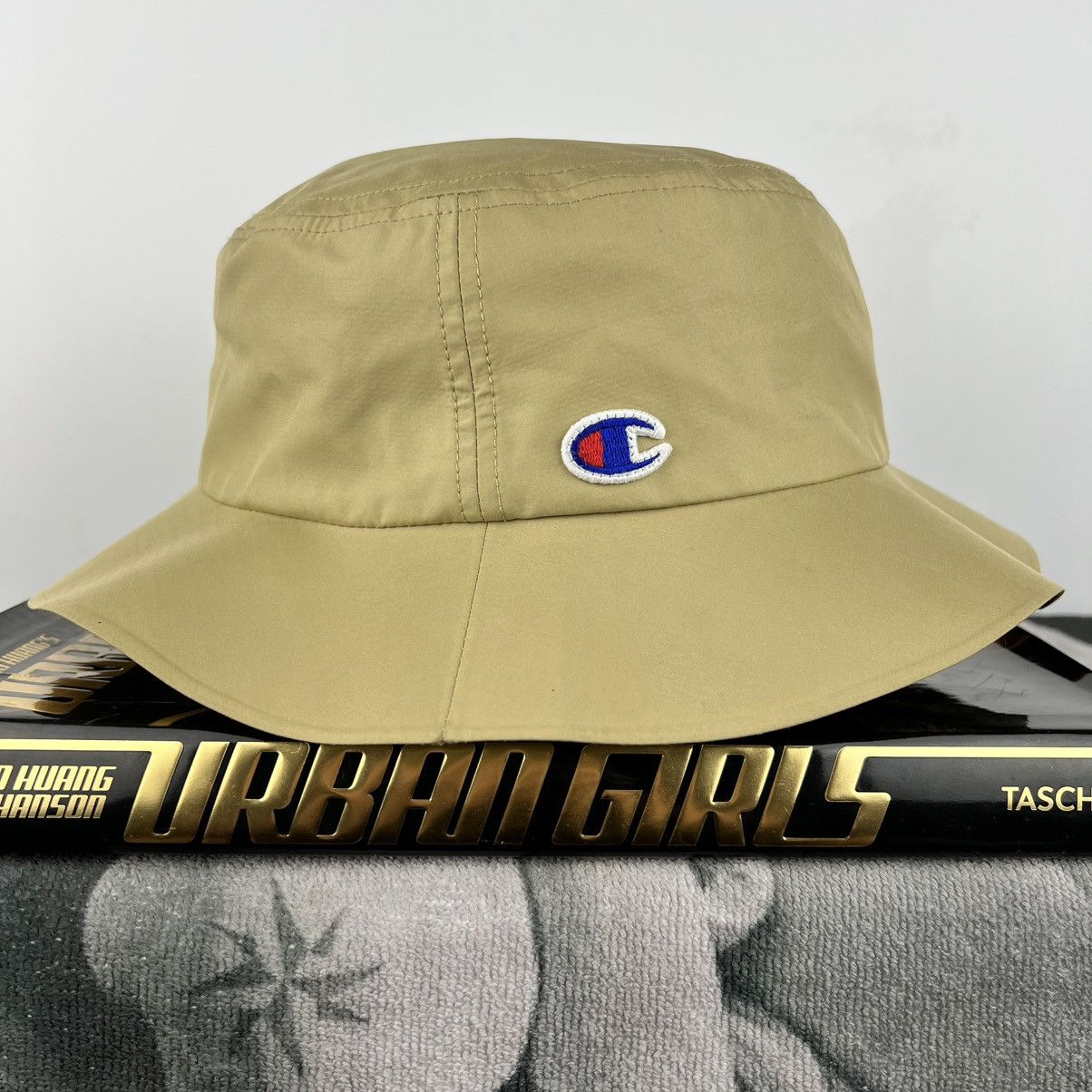 Champion × Japanese Brand Champion Waterproof Bucket Hat Japanese Made Supreme Nike Size ONE SIZE - 1 Thumbnail