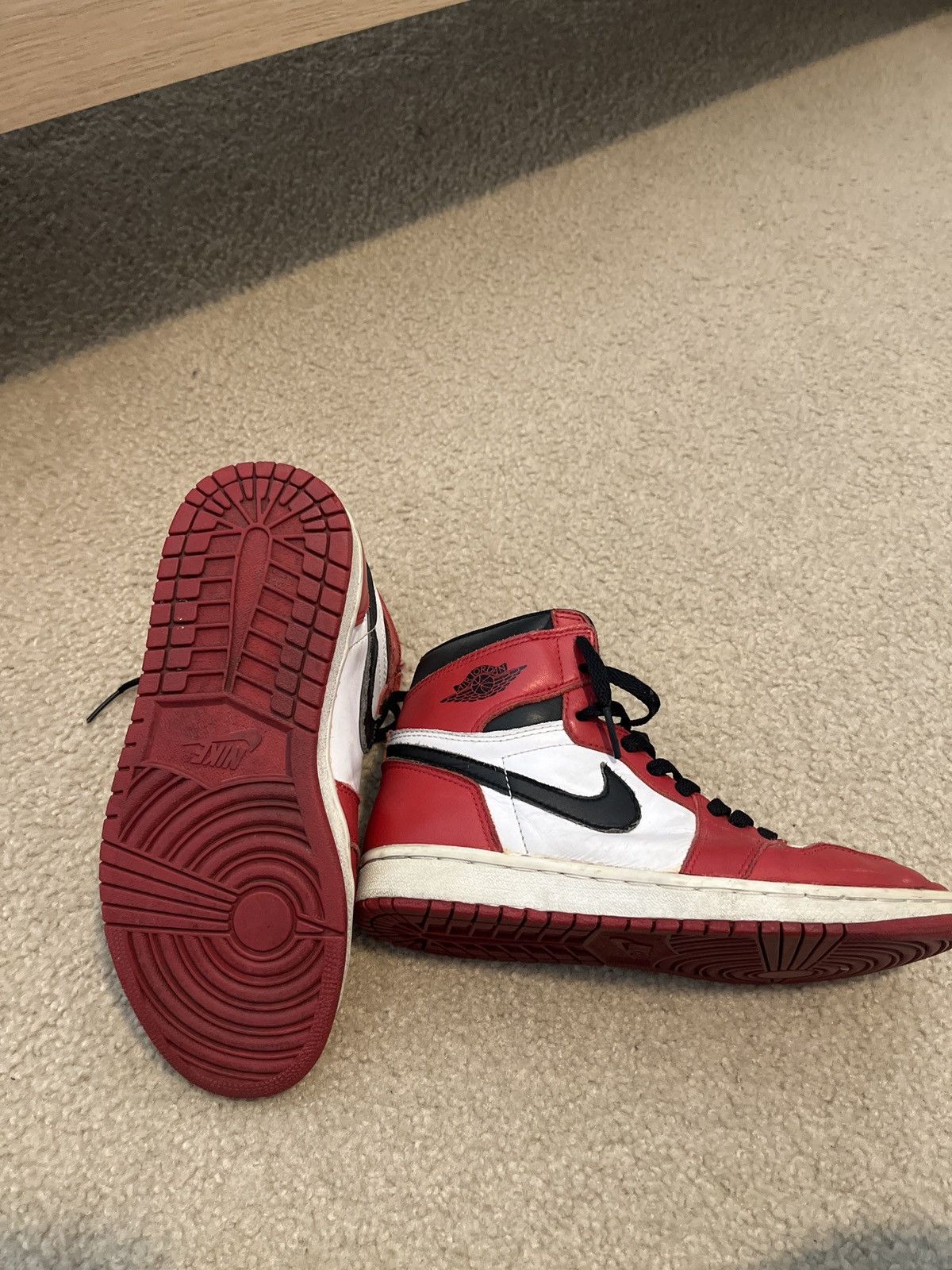 Jordan Brand × Nike × Vintage Air Jordan 1 Chicago 1994 Size US 7.5 / EU 40-41 - 5 Thumbnail