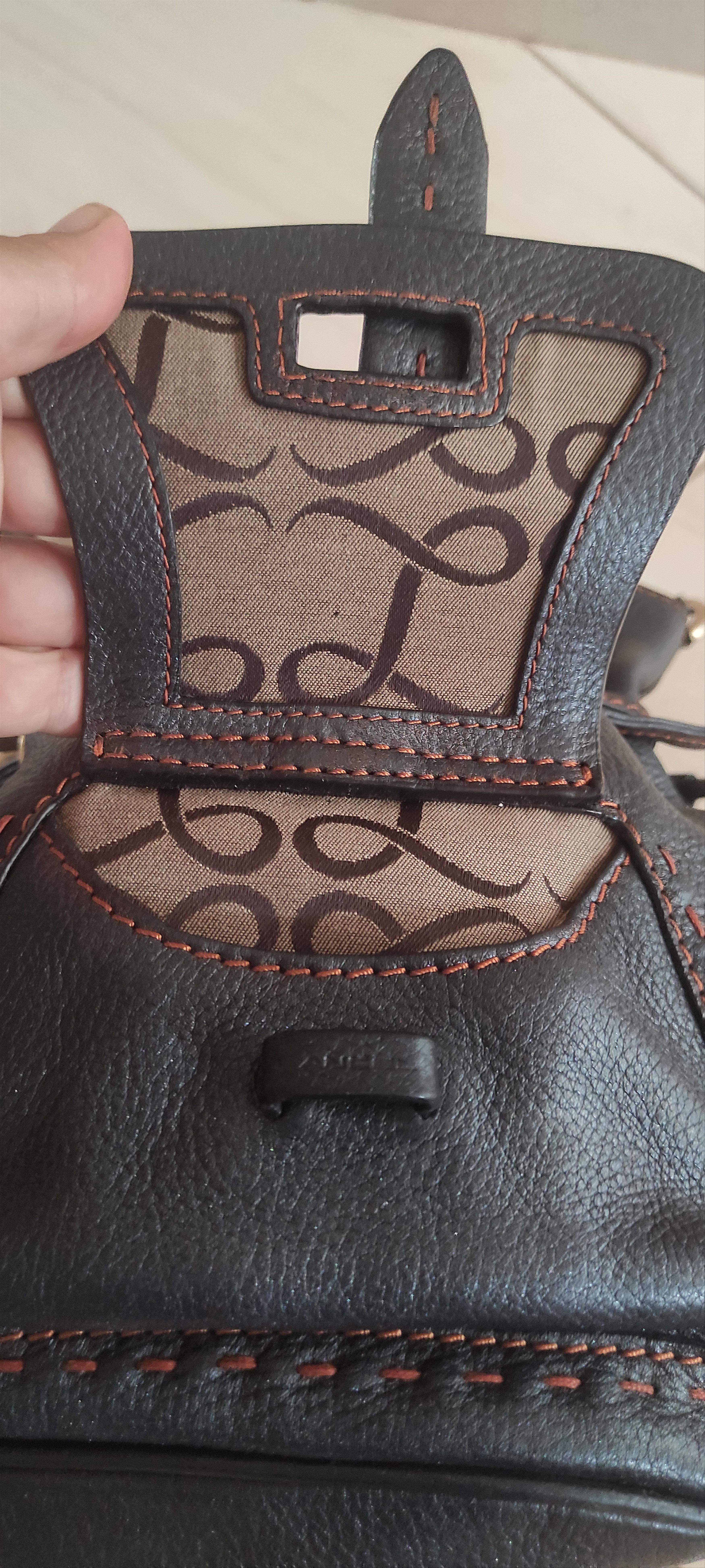 Lancel Lancel Premier Flirt Bag Mocha Cowhide Leather Bucket Bag Size ONE SIZE - 20 Thumbnail