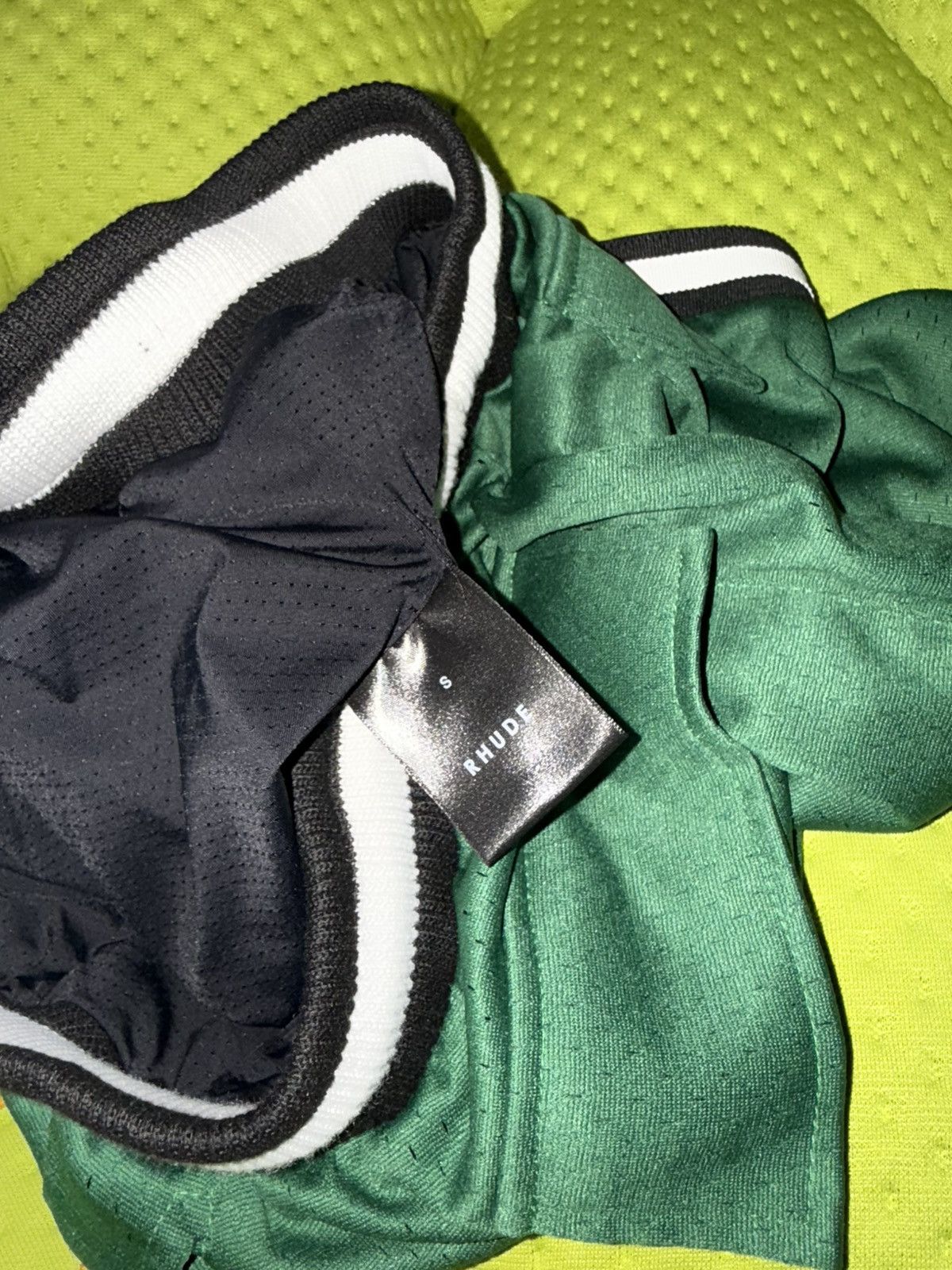 Rhude Rhude logo basketball shorts Size US 30 / EU 46 - 6 Thumbnail