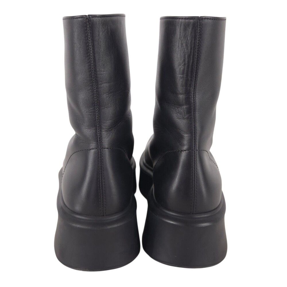 The Row The Row Zipped Boot I US 10 IT 40 Womens Black Leather Ankle Size US 10 / IT 40 - 5 Thumbnail