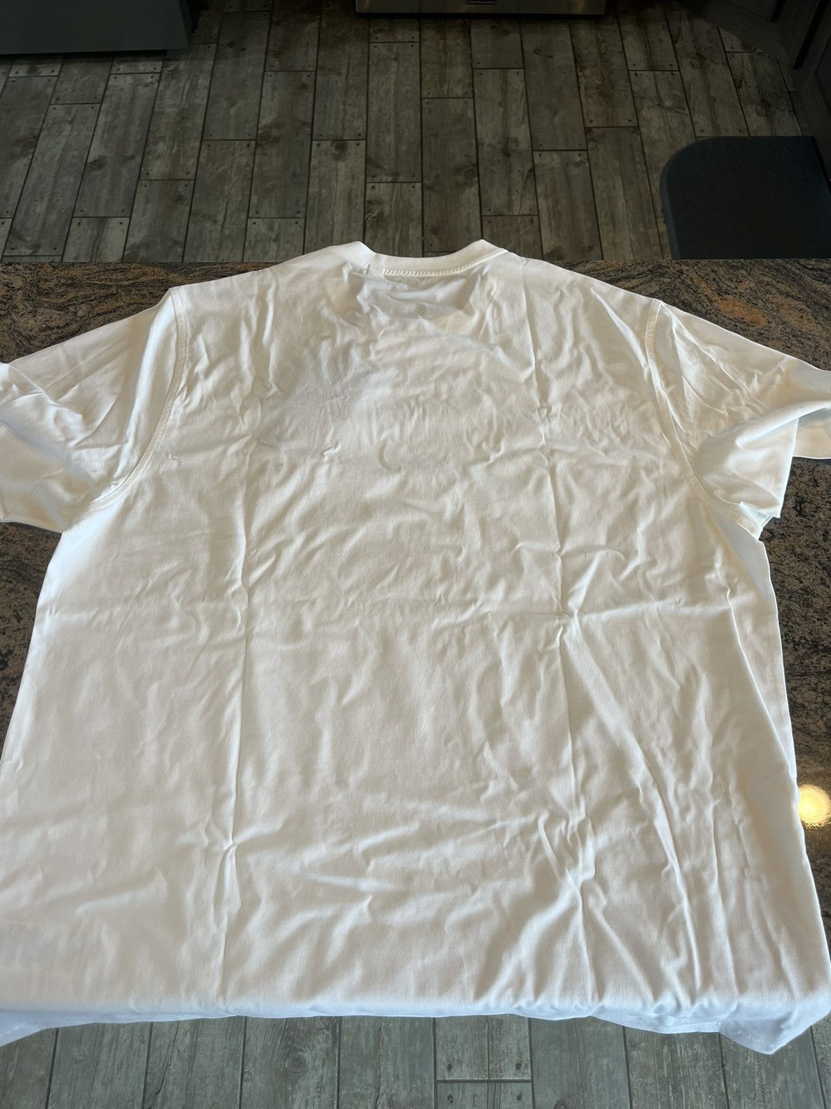 Burberry Burberry Embroidered Logo T Shirt Size US XL / EU 56 / 4 - 4 Thumbnail