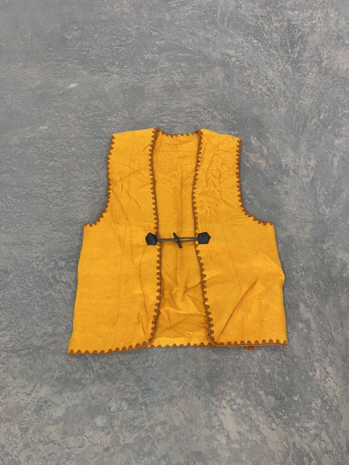 VINTAGE 1980s NATIVE JAPAN YELLOW VEST TRADITIONAL