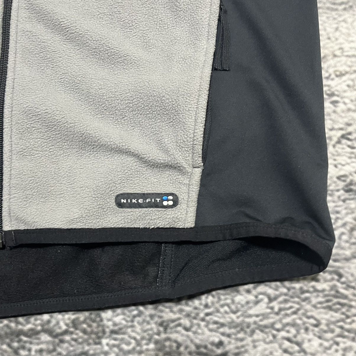 Nike VINTAGE 90s NIKE MINI SWOOSH GRAY BLACK FULL ZIP FLEECE VEST Size US XXL / EU 58 / 5 - 4 Thumbnail