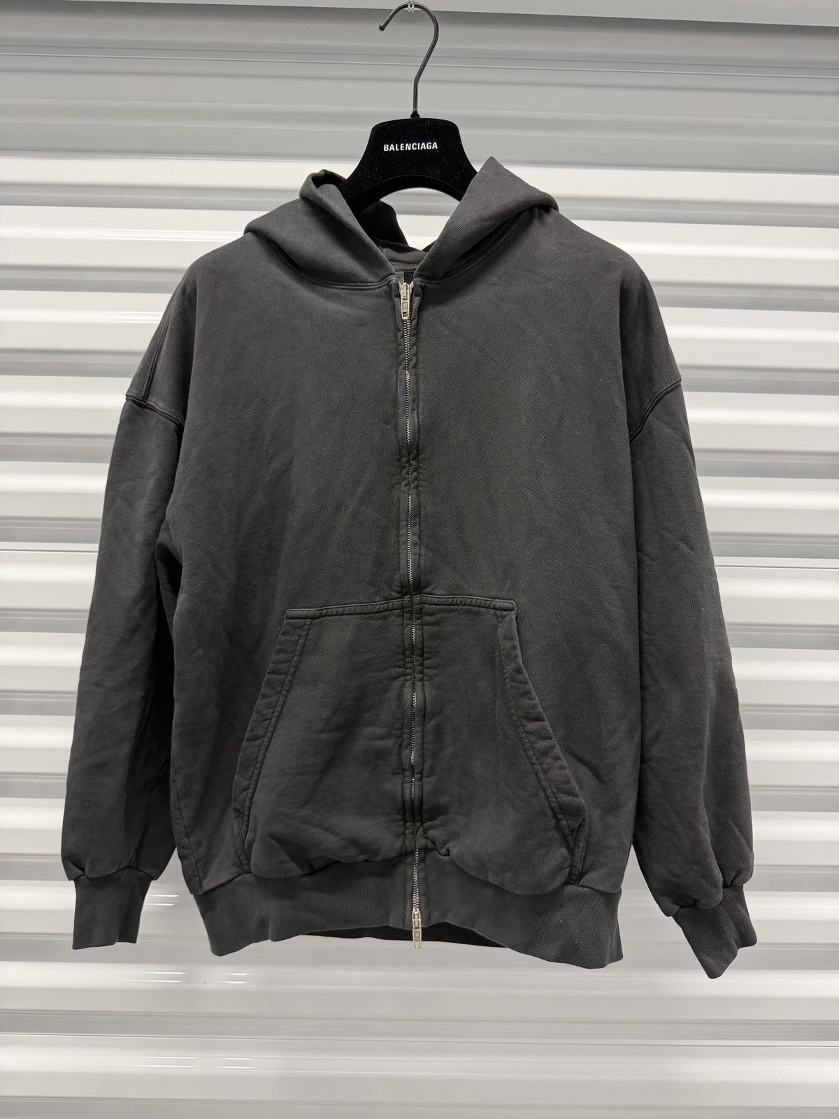 Balenciaga Balenciaga BB Paris Icon Zip up Hoodie sz.XL | Grailed