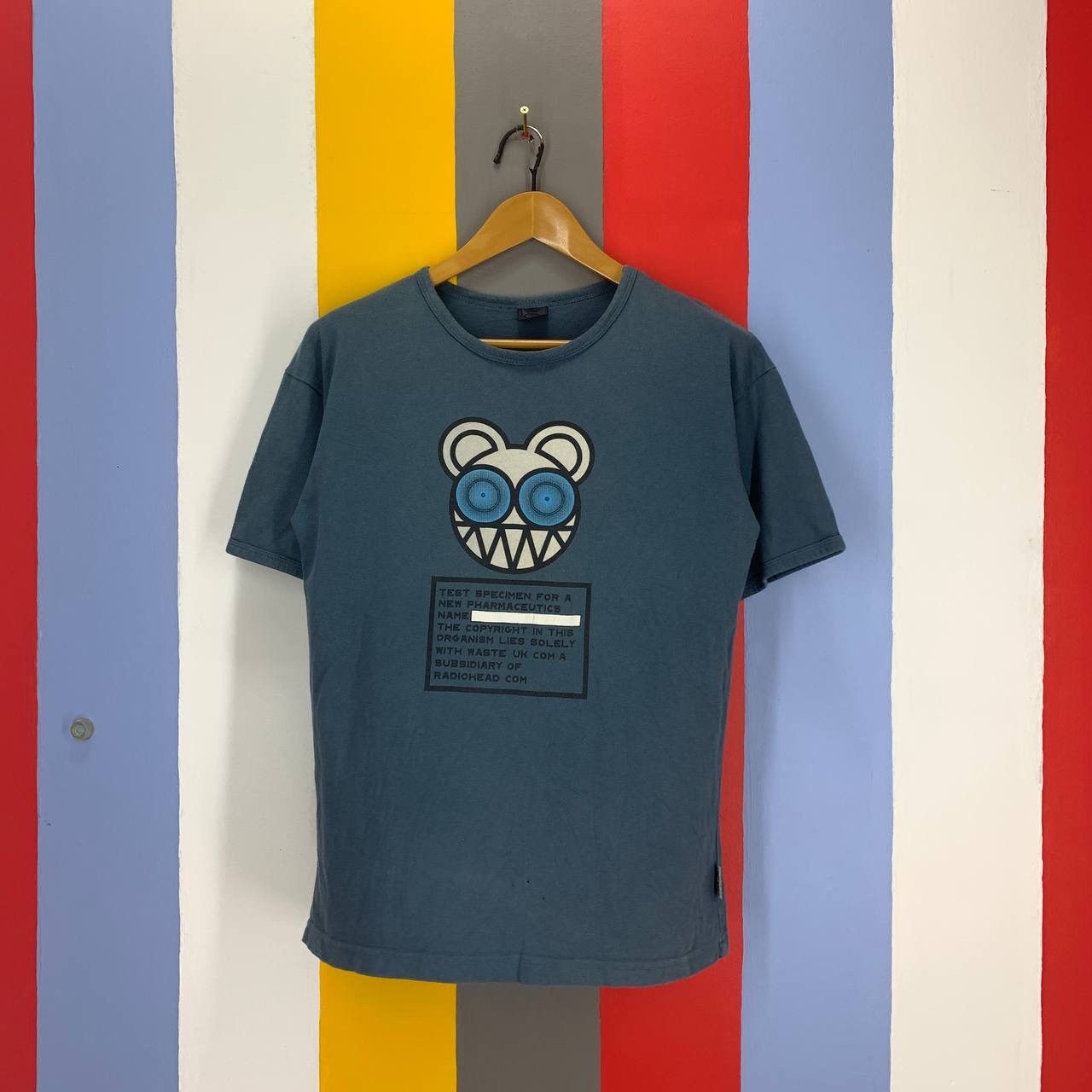 Band Tees 90s Vintage RADIOHEAD KID A Album T Shirt #2438/AJ Size US M / EU 48-50 / 2 - 1 Thumbnail