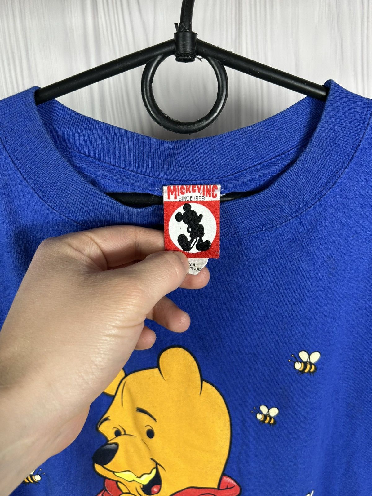 Mickey Inc Rare Vintage Winnie The Pooh Got Hunny? Mickey T-Shirt Sz L Size US L / EU 52-54 / 3 - 11 Thumbnail