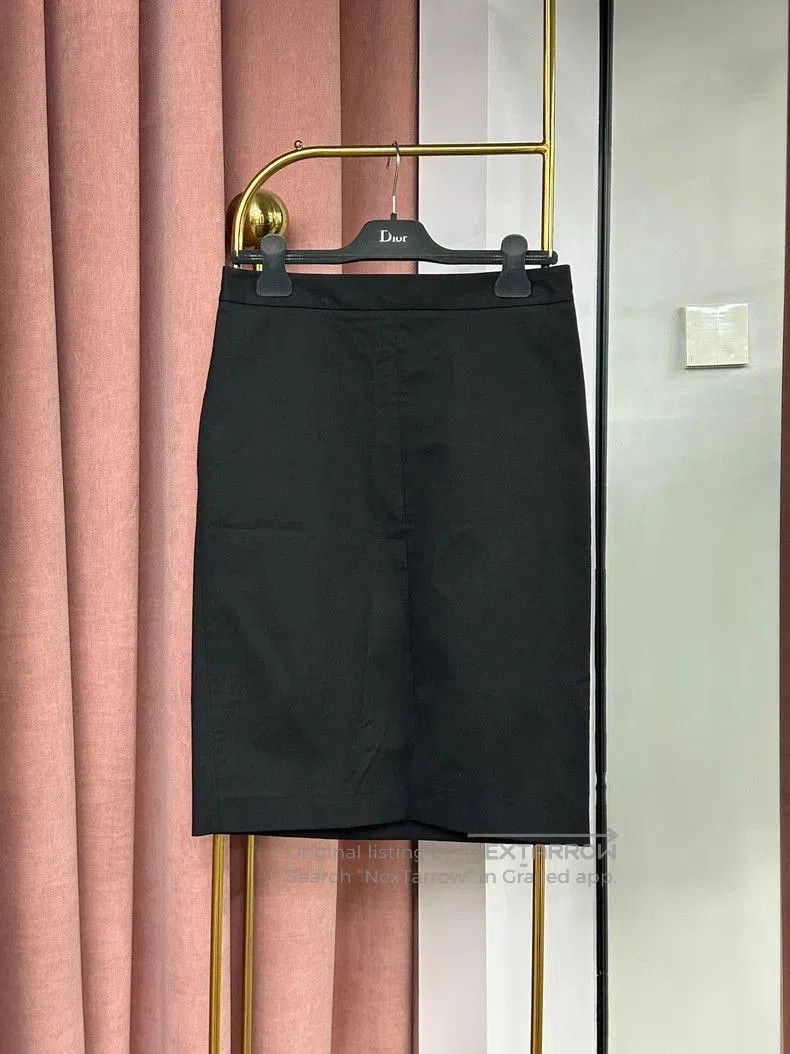 The Row The Row Black Split Hem Mini Skirt. Size US 26 / EU 42 - 1 Thumbnail