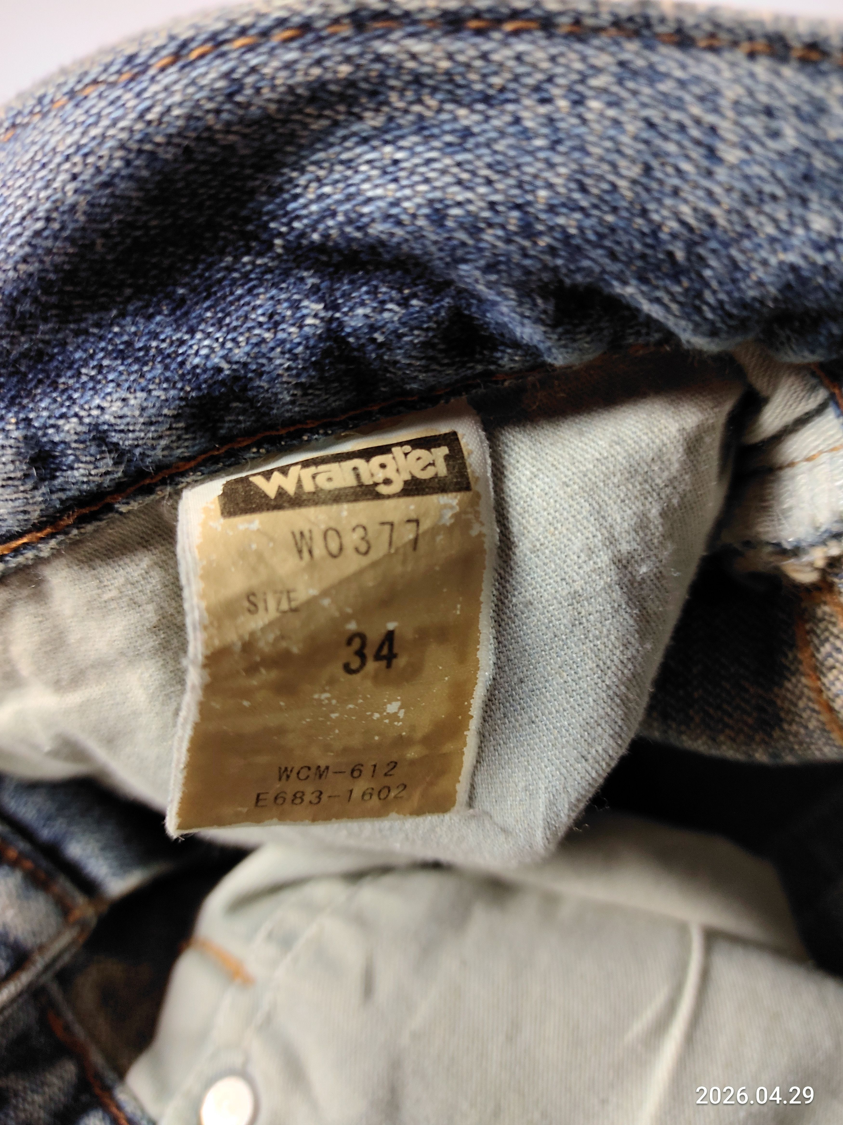 Wrangler Vintage Wrangler Jeans Blue Wash Distressed Denim Size US 34 / EU 50 - 6 Thumbnail