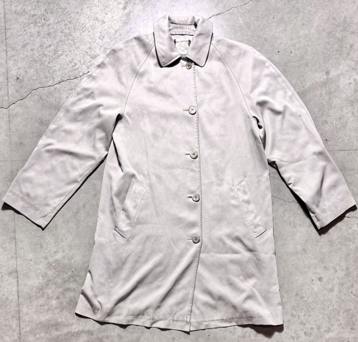 Burberry × Vintage Vintage Women’s Burberry London Nova Check Coat Size 34 Size XXS / US 00 / IT 34 - 1 Thumbnail